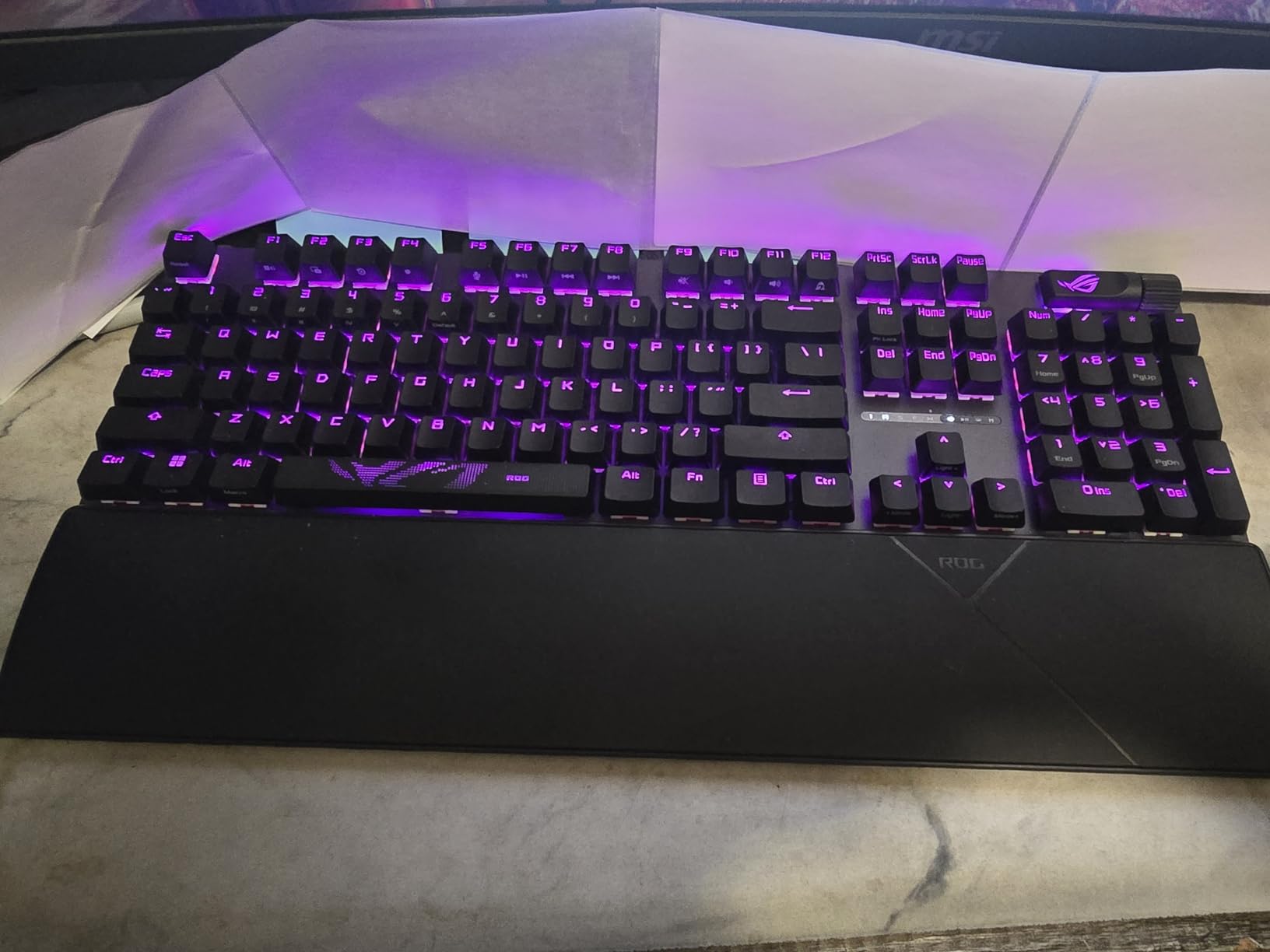 ASUS ROG Strix Scope II X Wired USB Mechanical Gaming Keyboard - 100% Full-Size, Hot Swappable Pre-lubed ROG NX Snow V2 Linear Switches, PBT Keycaps, RGB, PC/Mac Support - Black customer photo 2