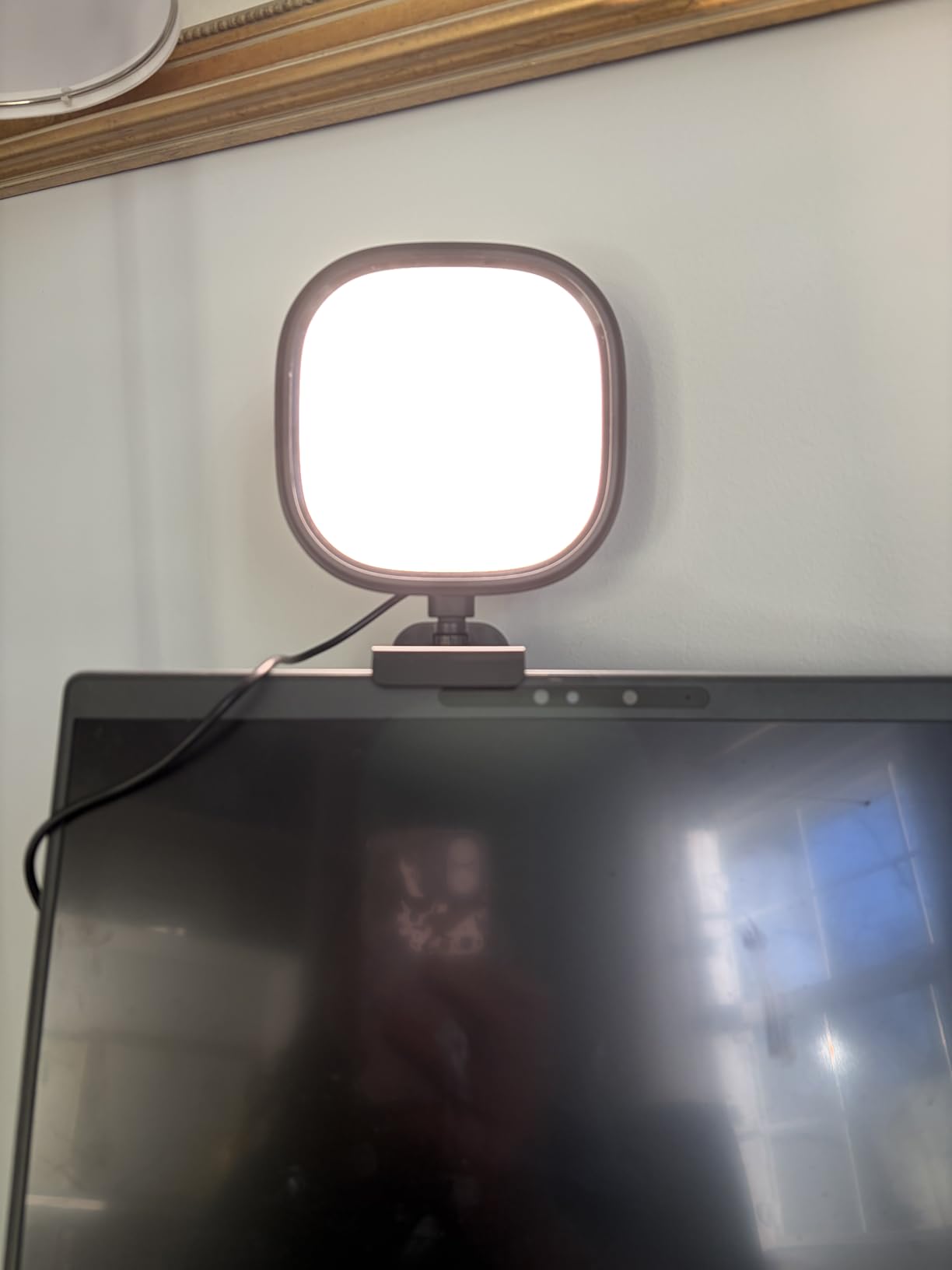 Upgraded Ring Light for Laptop, Monitor & Desk - Eye-Caring Diffused LED Computer Light with Screen-Safe Clip, Adjustable Monitor Mount, CRI 97.8+, 50 Lighting Modes for Zoom, Video Calls & Streaming customer photo 2