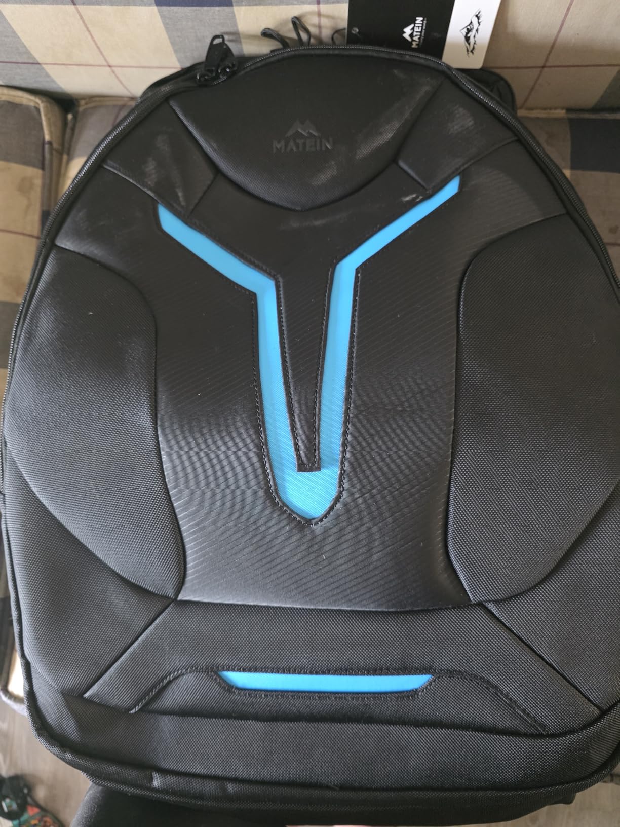 MATEIN 18 inch Gaming Backpack with Thick Padded Laptop Compartment, Anti Theft Extra Large Laptop Backpack with Rain Cover, Waterproof Travel Bag with Tech Organizer for Gaming Accessories customer photo 1