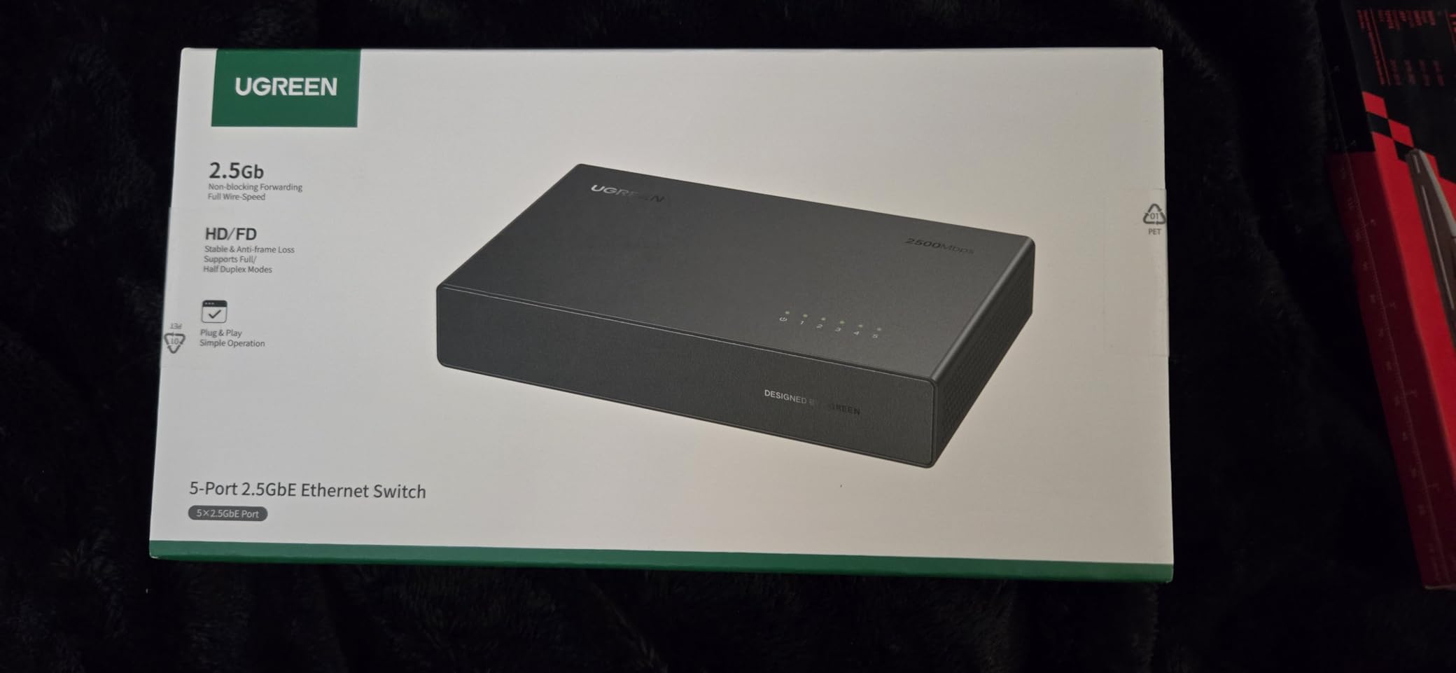 UGREEN 2.5Gb Switch, 5-Port Ethernet Switch, 5 x 2.5Gb Uplink, Plug & Play, Unmanaged Ethernet Splitter, Desktop/Wall Mount Network Hub, with LED, Fanless Quiet, for NAS, PC, Game Console customer photo 2