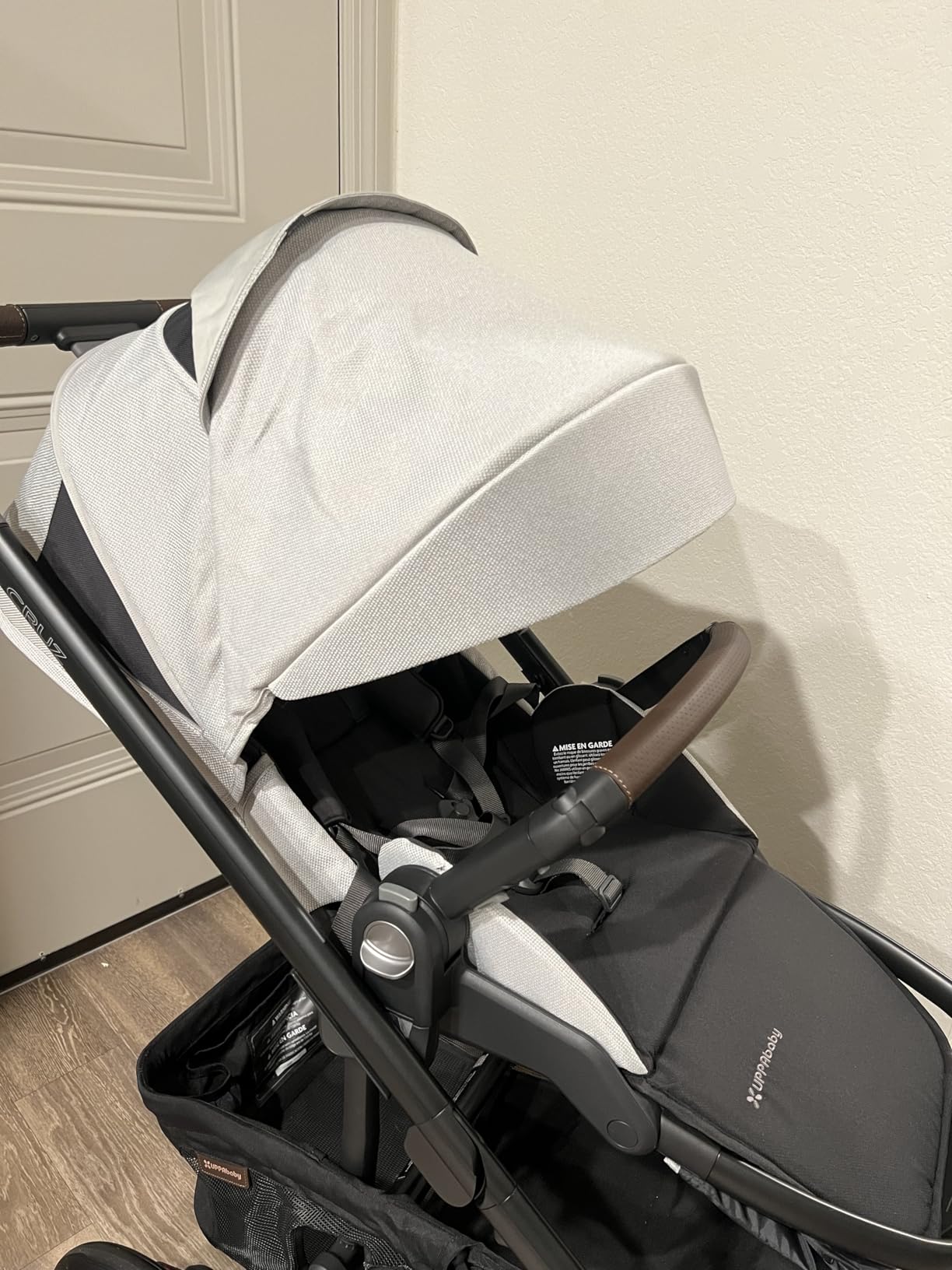 Cruz V3 Stroller - from Birth + Car Seat Compatible - Full-Size, Reversible Seat - Infant Insert, Bug and Rain Shields Included - Greyson (Charcoal Mélange/Carbon Frame/Saddle Leather) customer photo 1