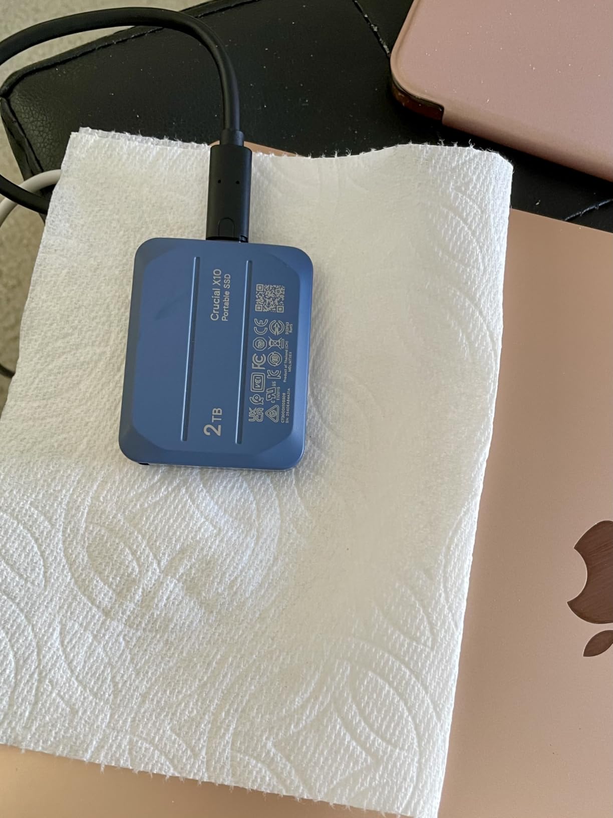 Crucial X10 2TB Portable SSD, Up to 2,100MB/s, USB 3.2 USB-C, External Solid State Drive, Compatible with Windows, Mac & Android, Durable Storage for Games, Photos & Files, Black - CT2000X10SSD9C02 customer photo 2