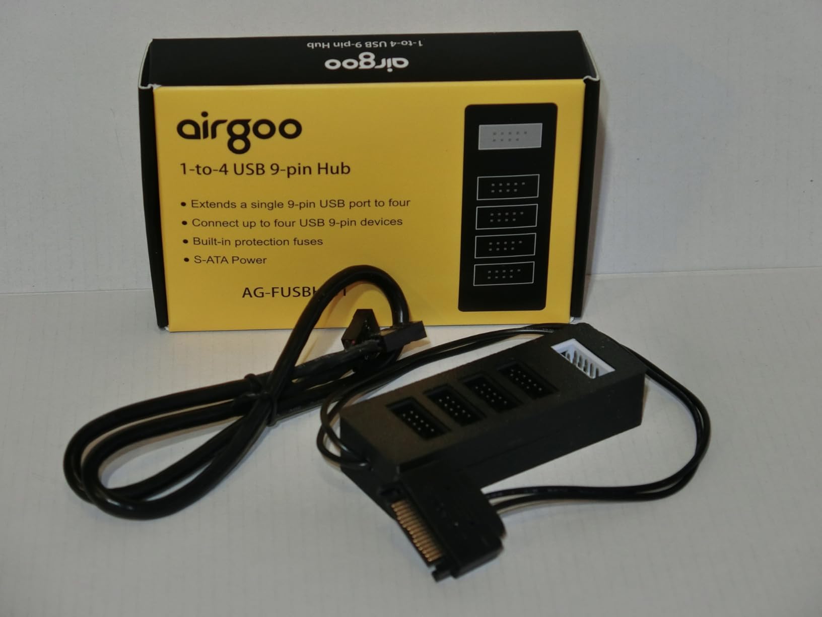 Airgoo Internal USB Hub, 9-Pin USB 2.0 Header Splitter - 1 to 4 Ports, S-ATA Powered, Magnetic Mount for PC Case, Plug-and-Play Expansion for LCD Screen/Front Panels/LED Controllers customer photo 2