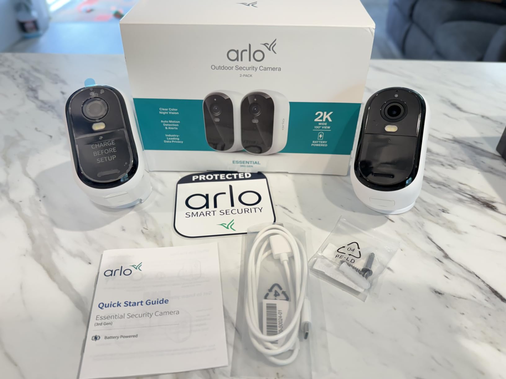 Arlo Essential Security Camera Wireless Outdoor 2K (3rd Gen, 2025 Release) - Battery Power, Person Recognition, Package Detection, Animated Preview, 1-Month Trial of Secure Plan, 3 Cam, White customer photo 1