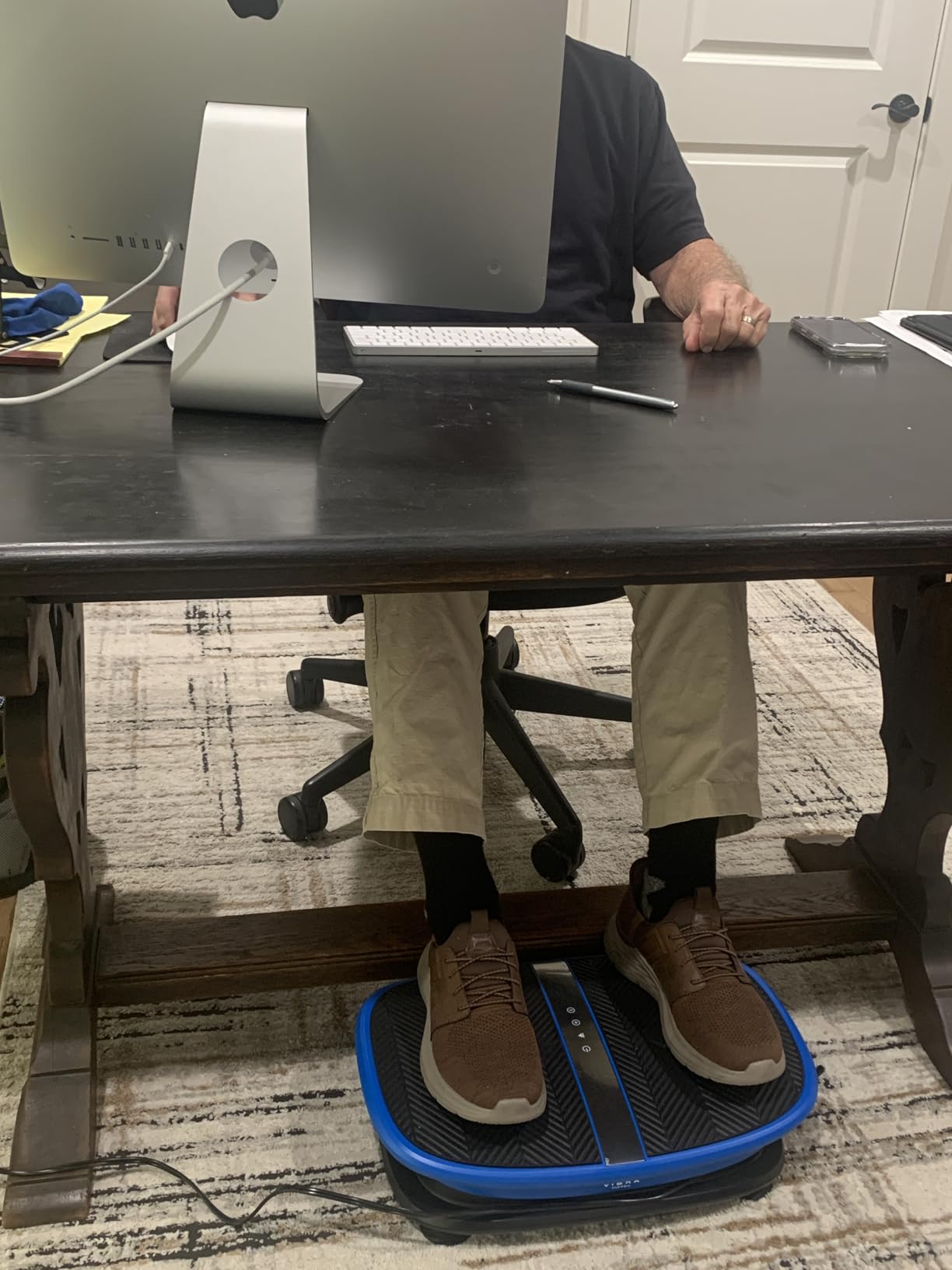 Lifepro Vibration Plate for Lymphatic Drainage - Whole Body Vibrating Platform Exercise Machine for Muscle Toning & Recovery with Remote Max Load 260 lb customer photo 1