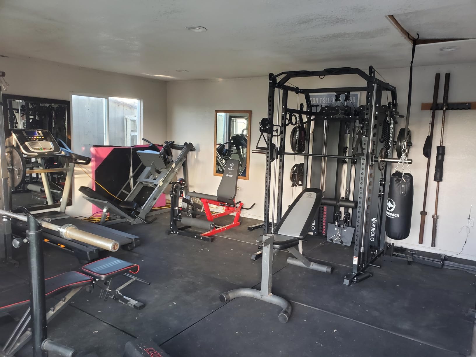 Mikolo Smith Machine with Weight Stack, Power Cage Home Gym System with LAT Pulldown & Cable Crossover, Multi-Functional Trainer with Dual Pulley System, Includes 10+ Free Attachments customer photo 1