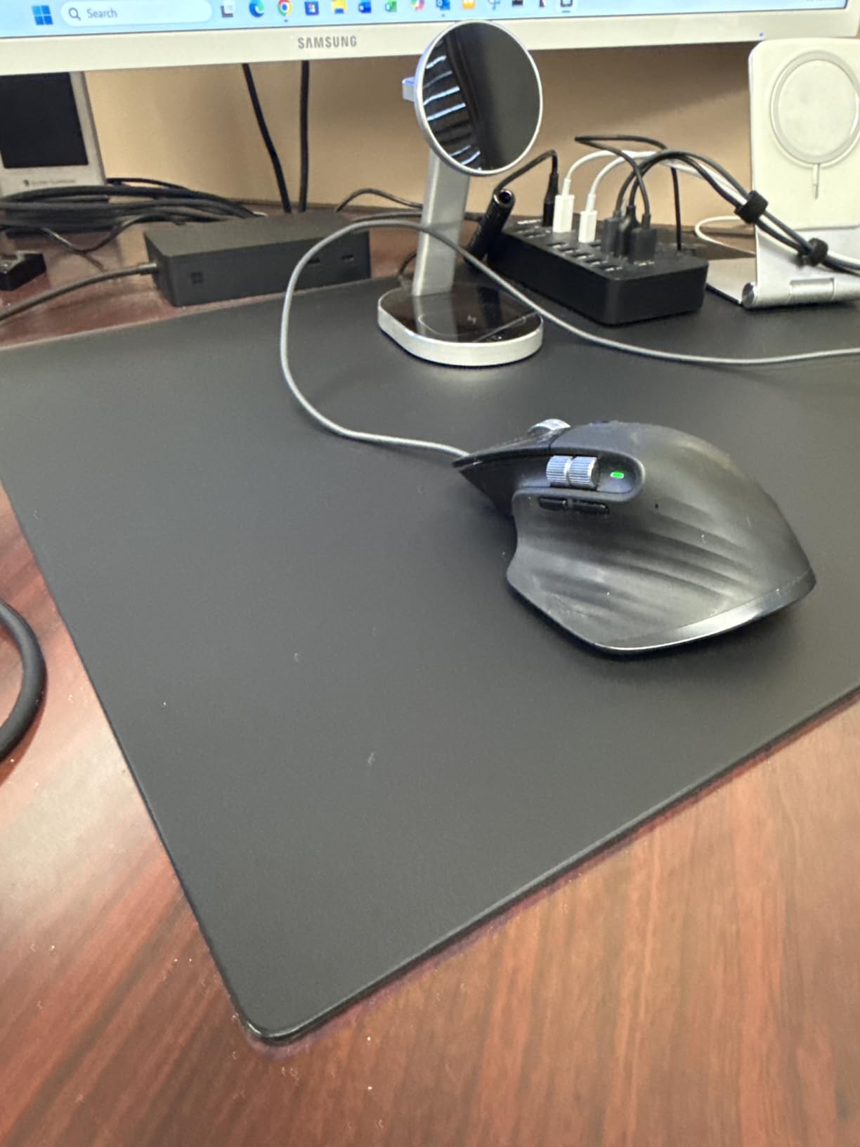 gogofree Glass Mousepad for Gaming, Ultra Smooth Mouse Mat with Hard Surface, Tempered Glass Mouse Pad Precision Speed Control for Games and Office (Black, 19.7