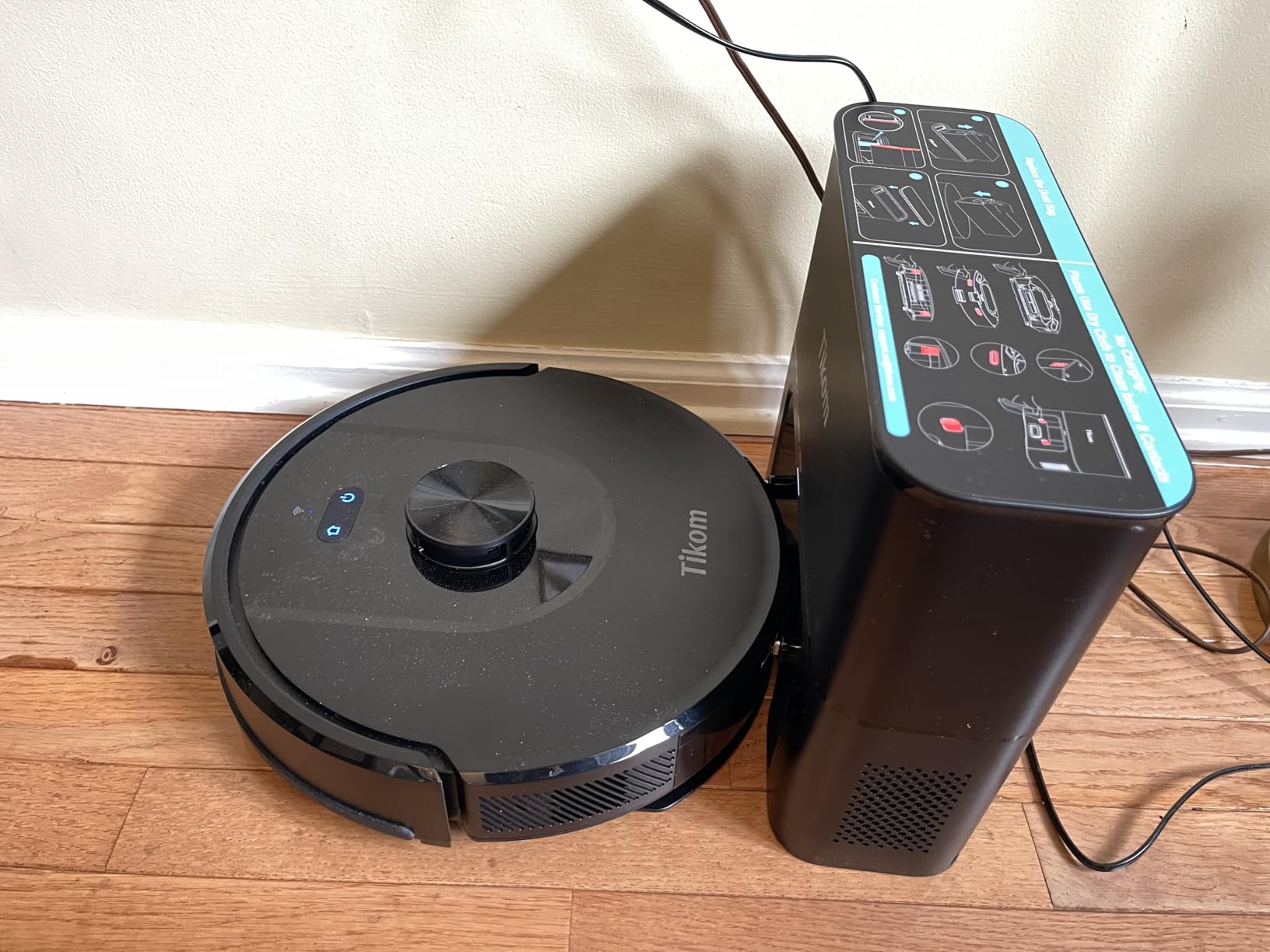 Tikom Robot Vacuum and Mop, 6000Pa Robotic Vacuum Cleaner with Self-Emptying Base, 90 Days Capacity, LiDAR Navigation, Home Mapping, Ideal for Pet Hair, Hard Floors, Carpet (L8000 Plus) customer photo 1