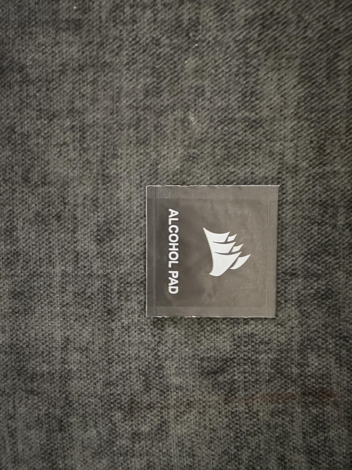 Corsair Sabre v2 PRO Ultralight FPS Wireless Gaming Mouse - 33,000 DPI, 36g Weight, 8,000Hz Hyper-Polling, Mechanical Switches customer photo 2