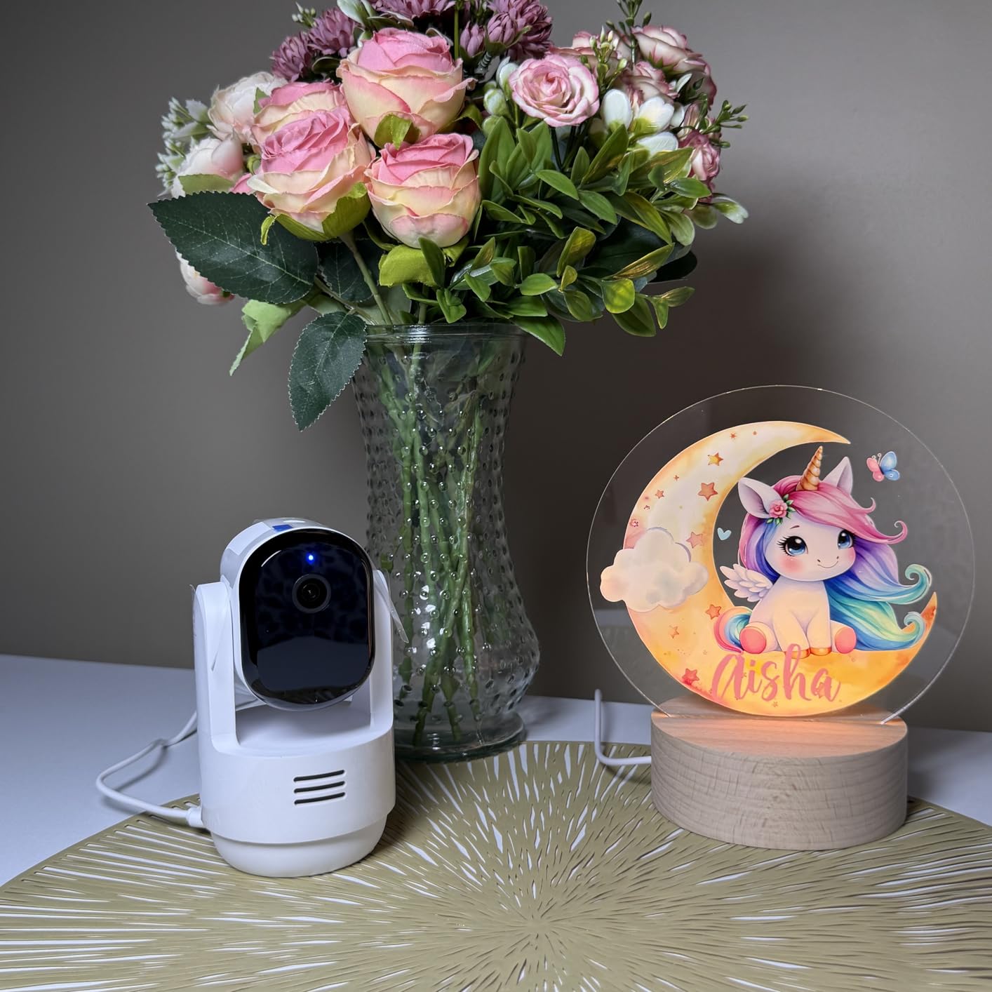 Arlo Essential Indoor Pan Tilt Security Camera 2K (2025 Release) - Wired Plug-in Power, Person Recognition, Animal Detection, Animated Preview, 1-Month Secure Plan, Auto Motion Tracking, 1 Cam, White customer photo 1