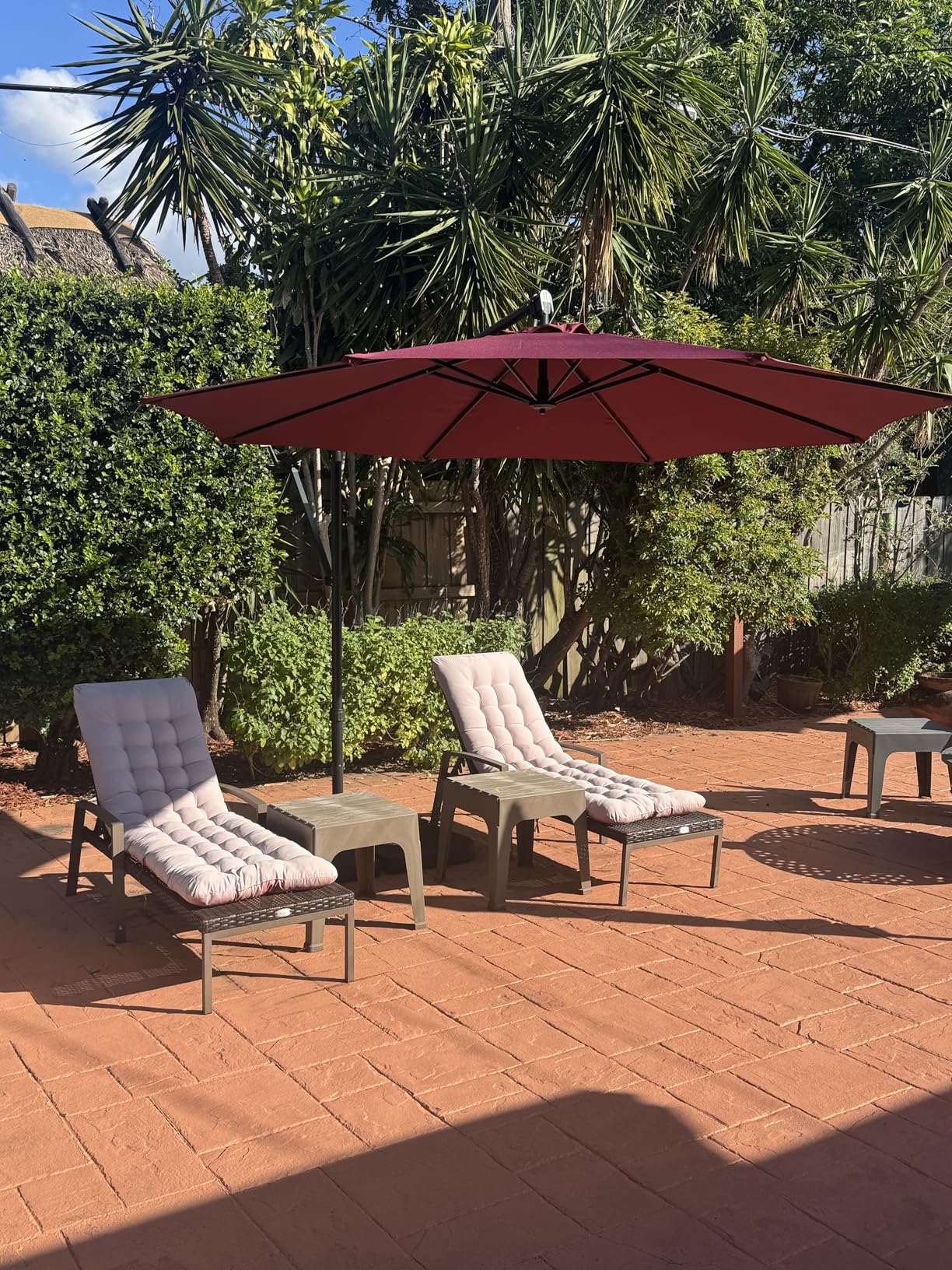 ABCCANOPY 10FT Cantilever Umbrella Offset Hanging Patio Umbrella with Base Stand Rotate and Tilt, Suitable for Garden, Lawn, Backyard (Khaki) customer photo 1