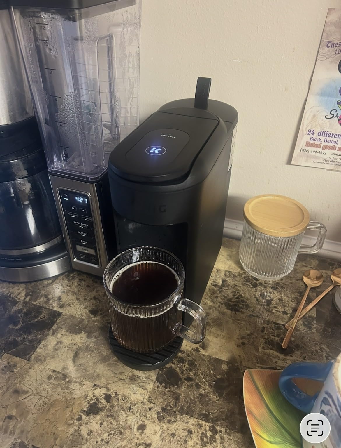 K-Mini Mate Single Serve K-Cup Pod Coffee Maker, Brews Up to 12 oz Cup, Compact Portable Coffee Machine for Small Spaces, Great for Dorms & Offices, Black customer photo 2