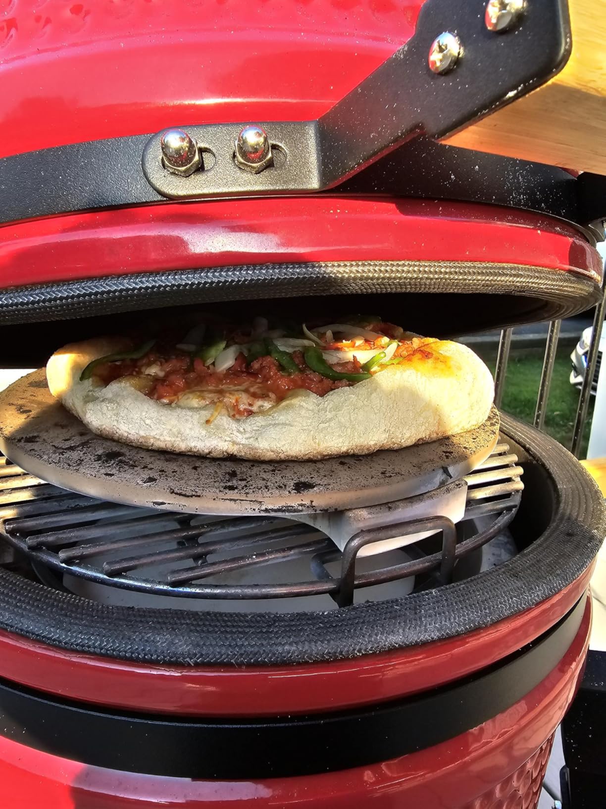 15-inch Ceramic Kamado Charcoal BBQ Grill & Smoker with Locking Casters, Foldable Side Shelves, Stainless Steel Grates, and Tall Stand customer photo 2