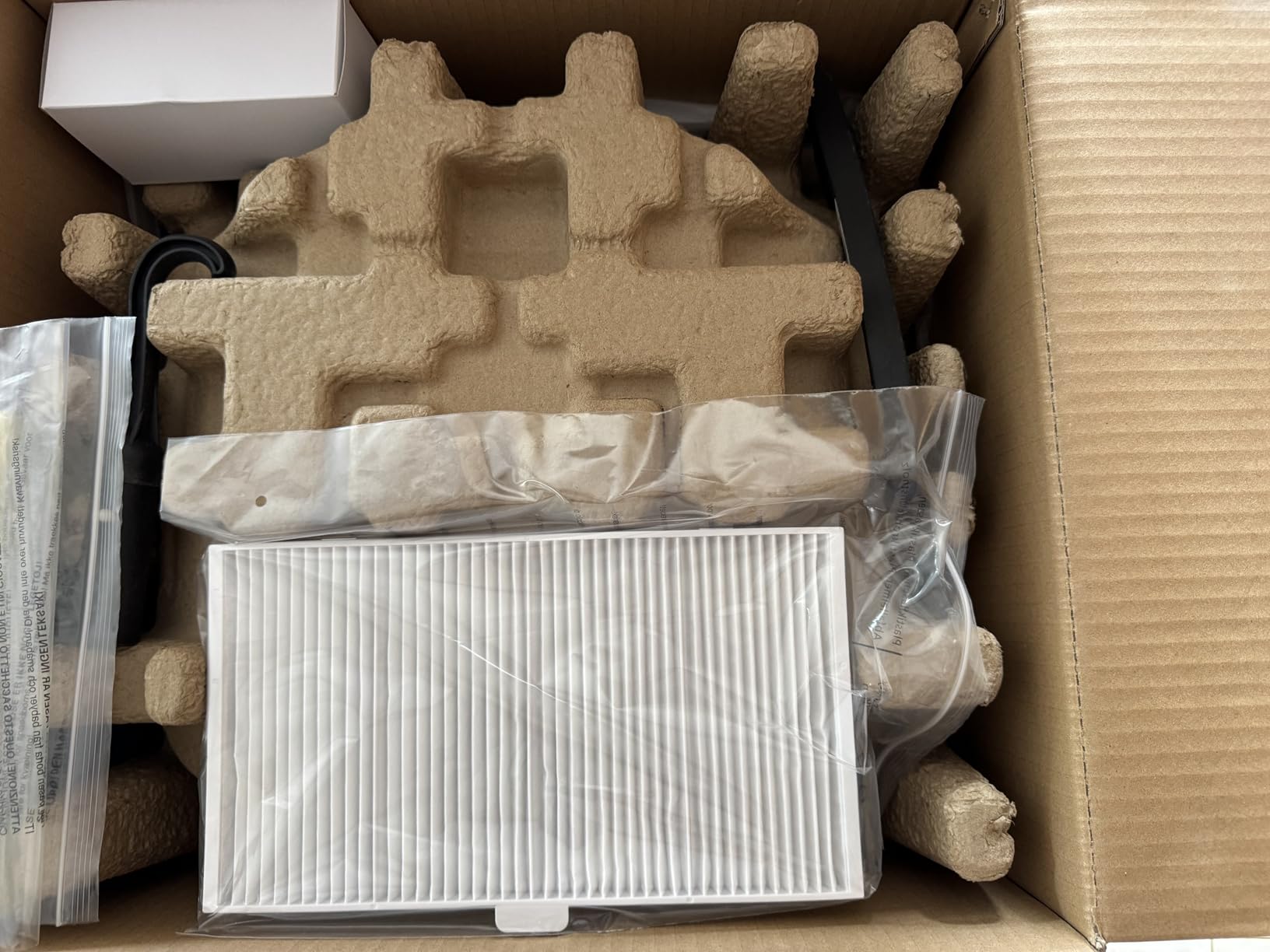 (2025 New) WYBOT C2 Vision Robotic Pool Vacuum with AI Camera, Ultra-Fine Filtration Pool Cleaners for Above&Inground Pools, Comprehensive 8 Mode, Wall Climbing, Smart Navigation, Gray customer photo 1