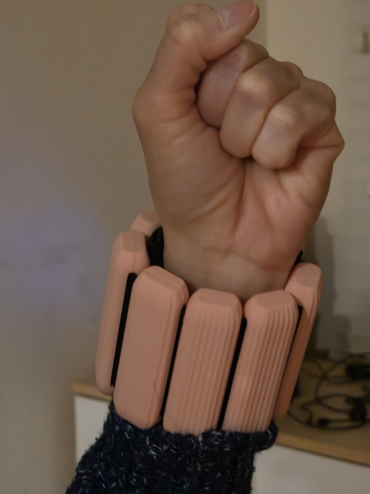 Wrist Weights Set of 2, Wearable Wrist Ankle Weights for Women & Men, Silicone Weighted Bangles Adjustable Arm and Leg Weights for Walking Yoga Pilates Running Dance Gym 2lb customer photo 2