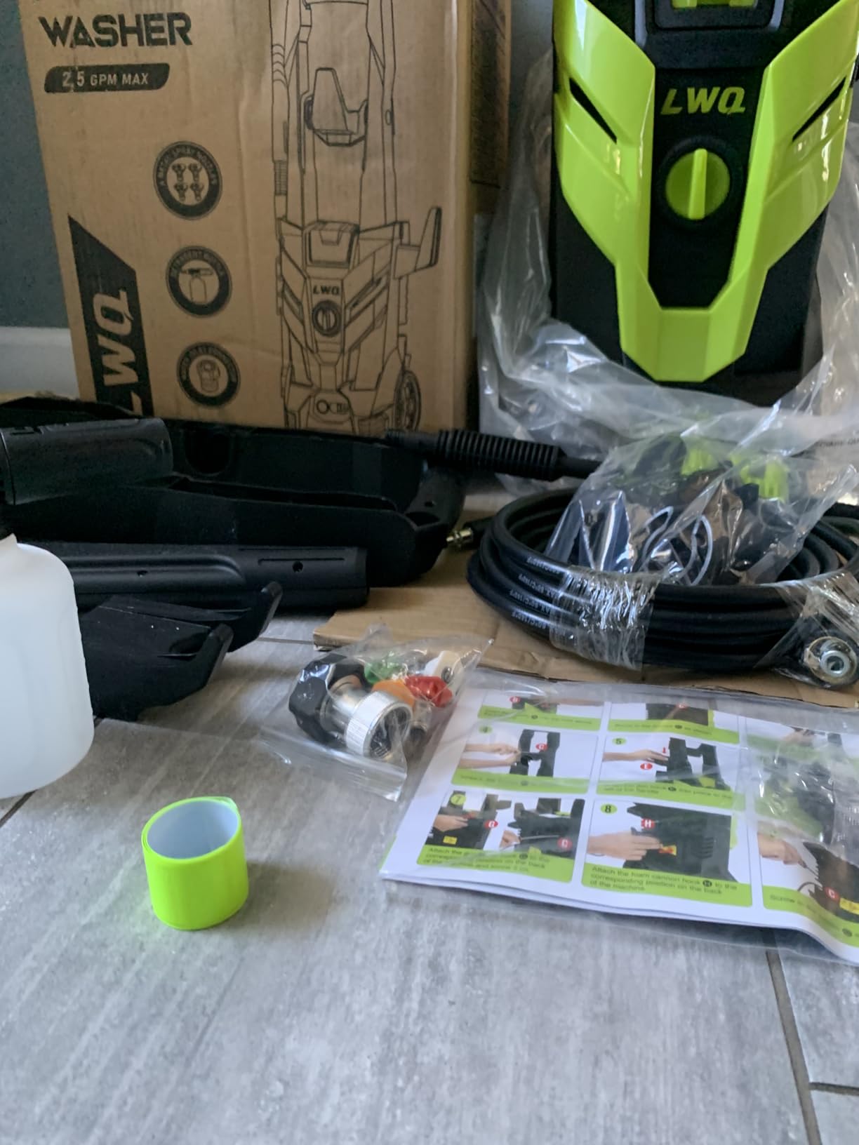 Pressure Washer, Power Washer with 4 Quick Connect Nozzles 1 Foam Cannon, Pressure Cleaning Machine for Cars/Fences/Driveways/Patios/Home Cleaning customer photo 1