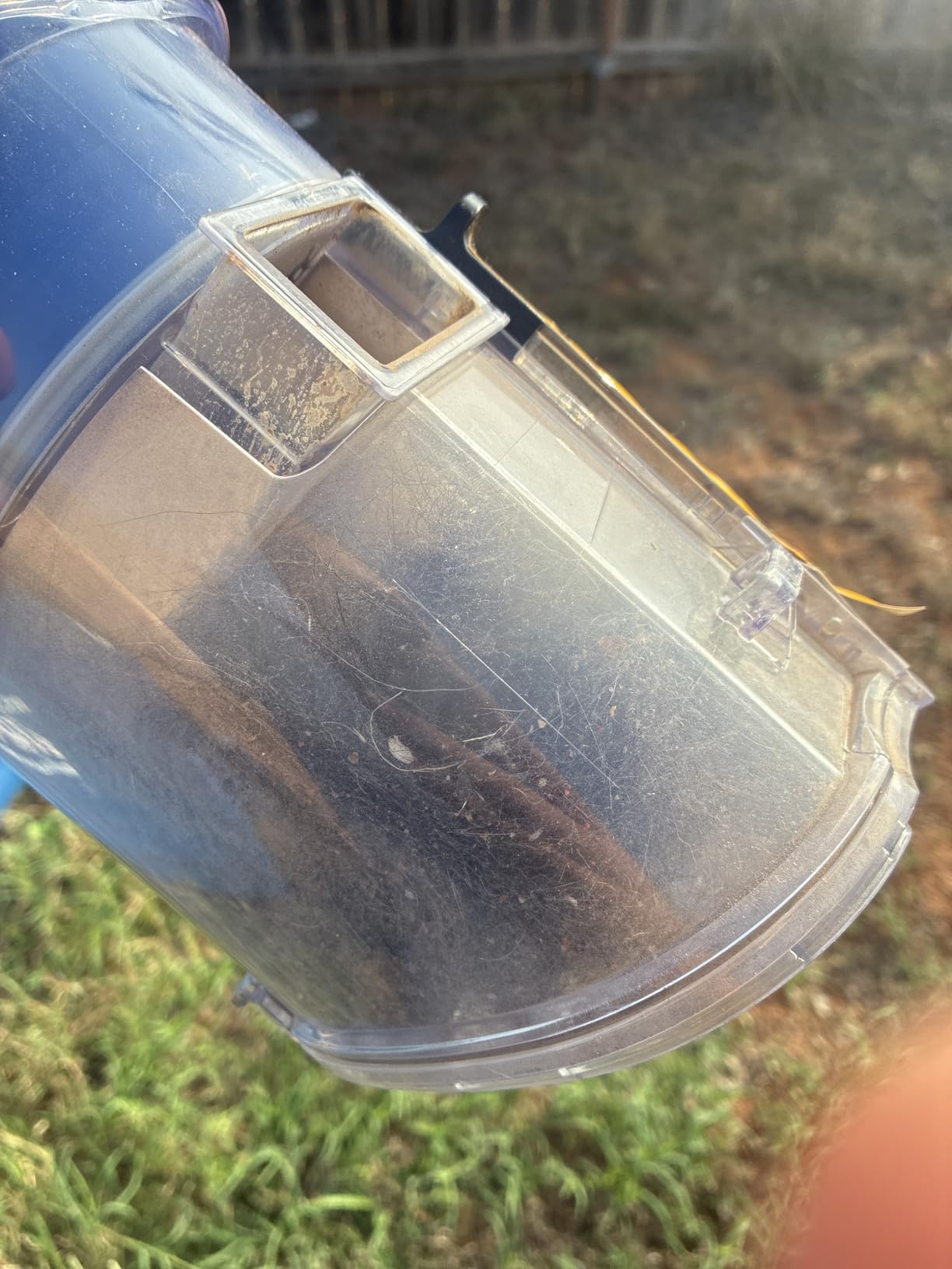 WOLFBOX MF200 Compressed Air Duster with Removable Battery & 4 Nozzles, Cordless 3-Speed Adjustable Mini Blower for Computer Keyboard, Car Cleaning, Home, and Outdoor Use customer photo 1