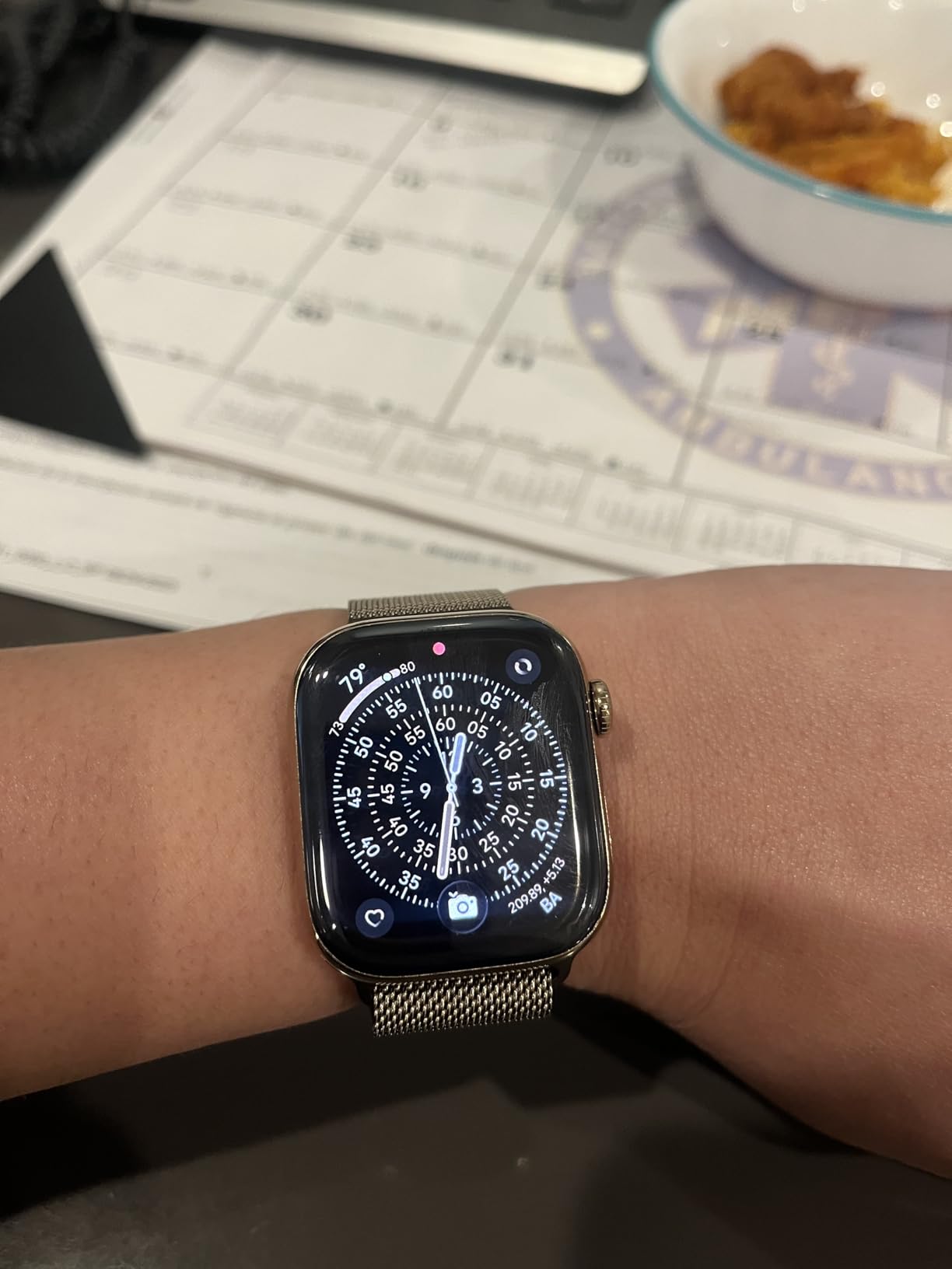 Apple Watch Series 11 [GPS 42mm] Smartwatch with Rose Gold Aluminum Case with Light Blush Sport Band - S/M. Sleep Score, Fitness Tracker, Health Monitoring, Always-On Display, Water Resistant customer photo 2