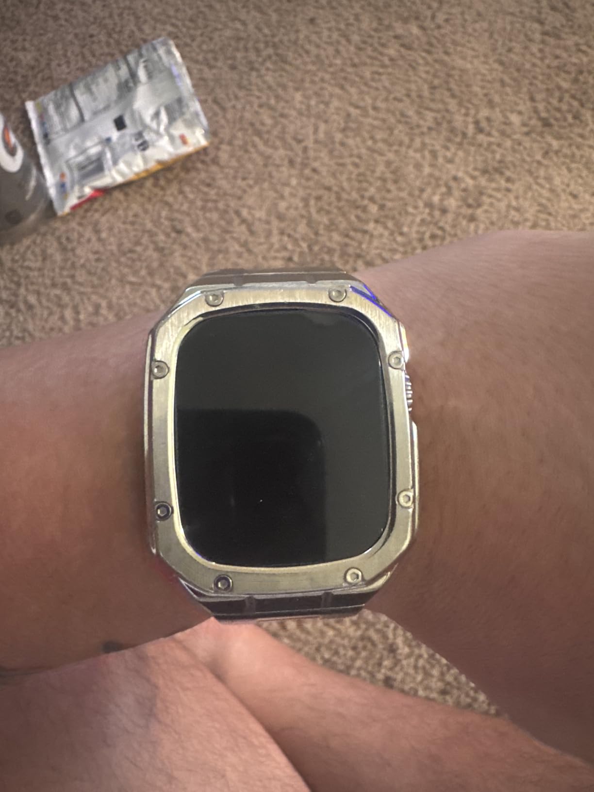 Apple Watch Ultra 3 [GPS + Cellular 49mm] Running & Multisport Smartwatch w/Rugged Titanium Case w/Black Ocean Band. Satellite Communications, Advanced Health & Fitness Tracking customer photo 1