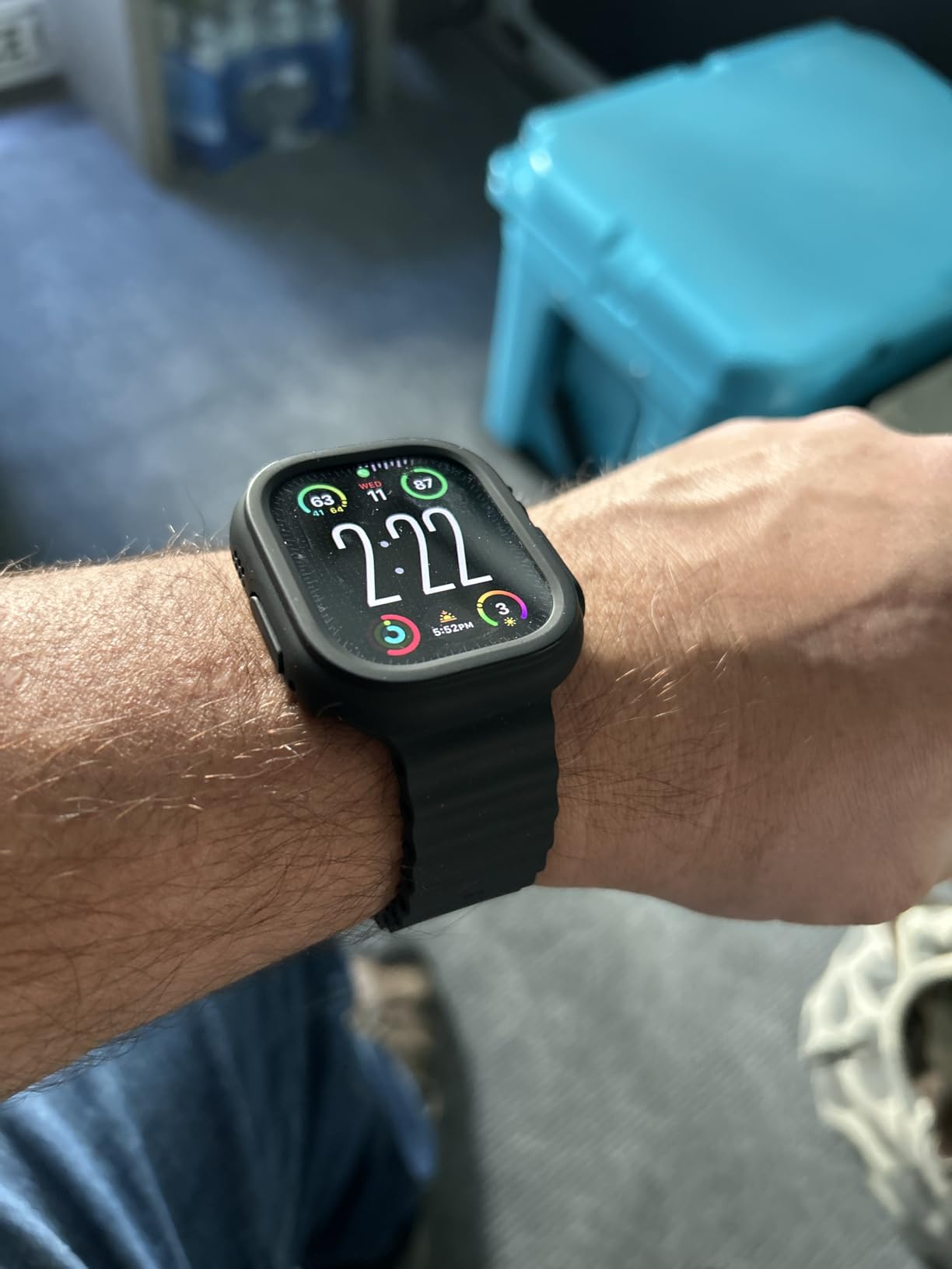 Apple Watch Ultra 3 [GPS + Cellular 49mm] Running & Multisport Smartwatch w/Rugged Titanium Case w/Black Ocean Band. Satellite Communications, Advanced Health & Fitness Tracking customer photo 2