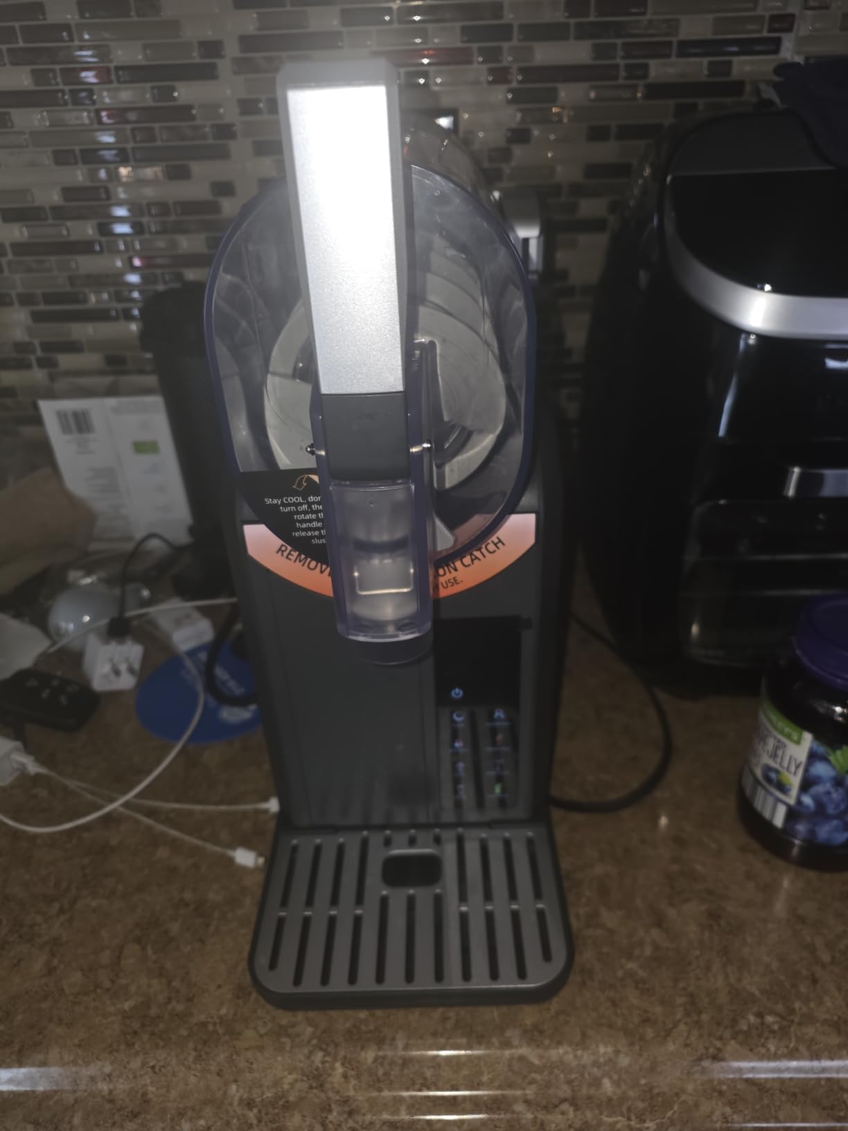 Slushie Machine, 2L/68oz Slushy Machine for Home & Party, 6 Presets Frozen Drink Maker with Self-Cleaning & LED Display, No Ice Needed, Ideal for Margaritas, Frappés, Milkshakes customer photo 1