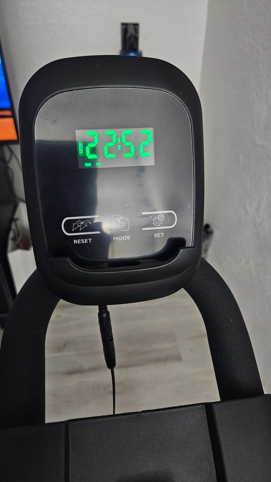 Wenoker Exercise Bike for Home - 350LB Indoor Cycling Bike, Silent Stationary Spin Bike with App Sync, Adjustable Seat, LCD Monitor, Smooth & Quiet for Cardio Workout customer photo 2