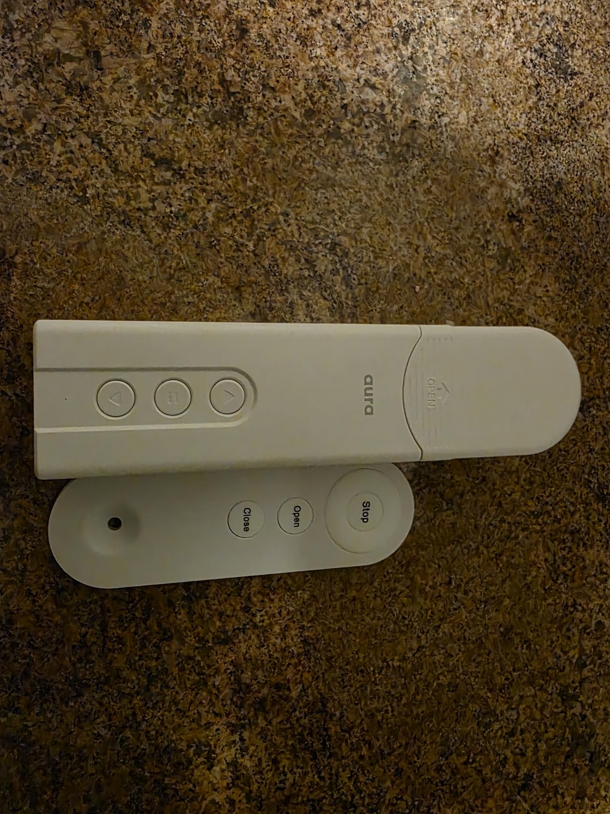 Aura Roller Smart Shade Driver, Remote Control & WiFi Dongle | Automate Existing Blinds | Beaded Window Shade Compatible | Rechargeable Battery | Set Schedules | Hands Free Voice Control customer photo 1