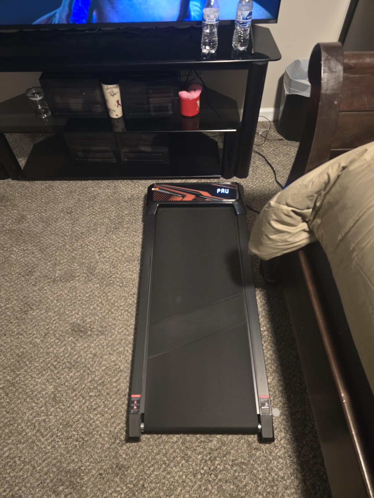 2.5HP Walking Mat with Incline pad, Under Desk Treadmill, Walking Running Pad with Remote, 3 in 1 Low Noise Small Mini Portable Treadmill, 265lbs Capacity customer photo 1