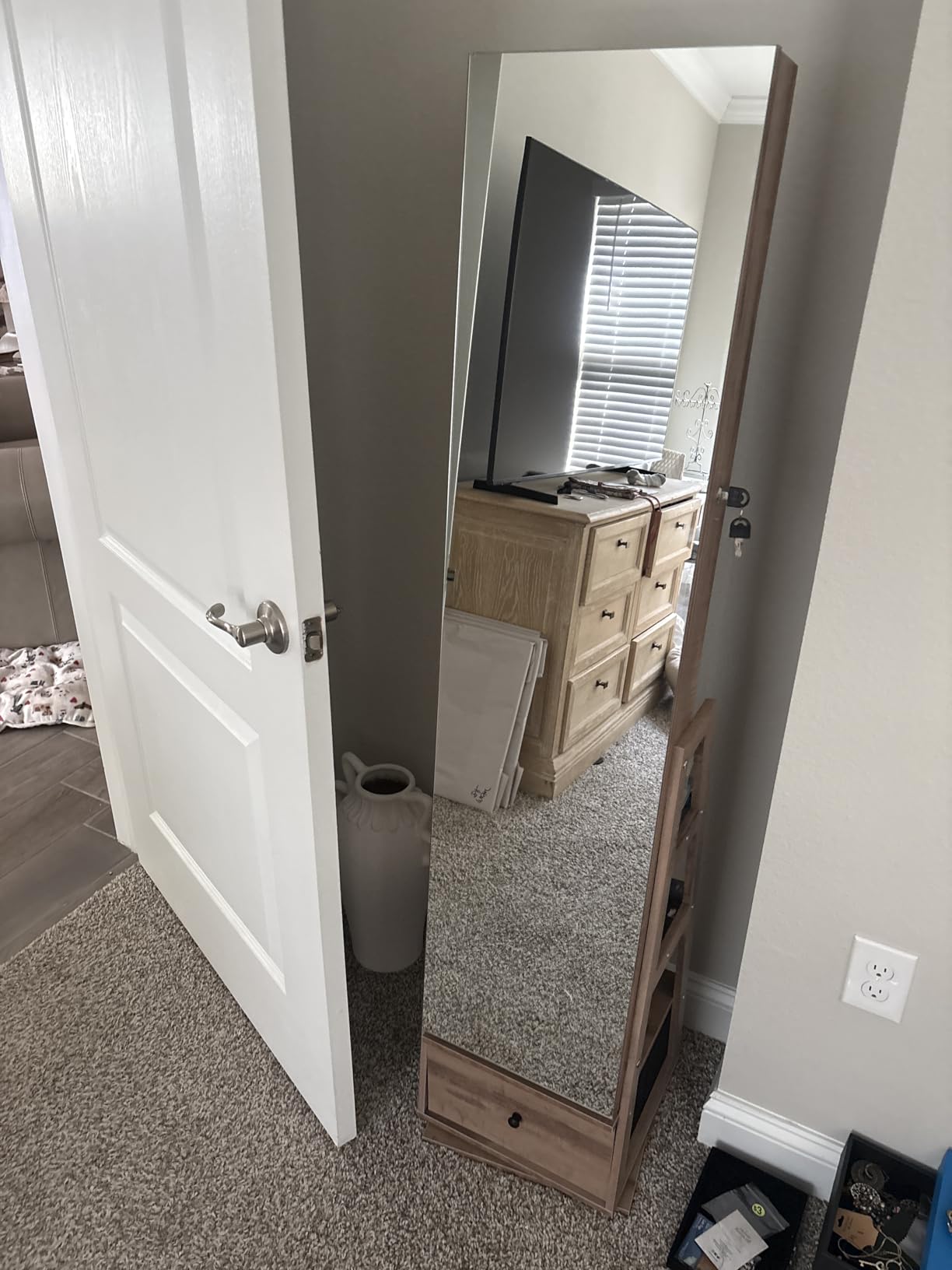 Nicetree 360°Swivel Jewelry Cabinet, Rotatable Full Length Mirror with Jewelry Storage, Standing Jewelry Armoire Organizer, Lockable Jewelry Organizer with 3 Rear Shelves, Bottom Drawer, Pure White customer photo 1