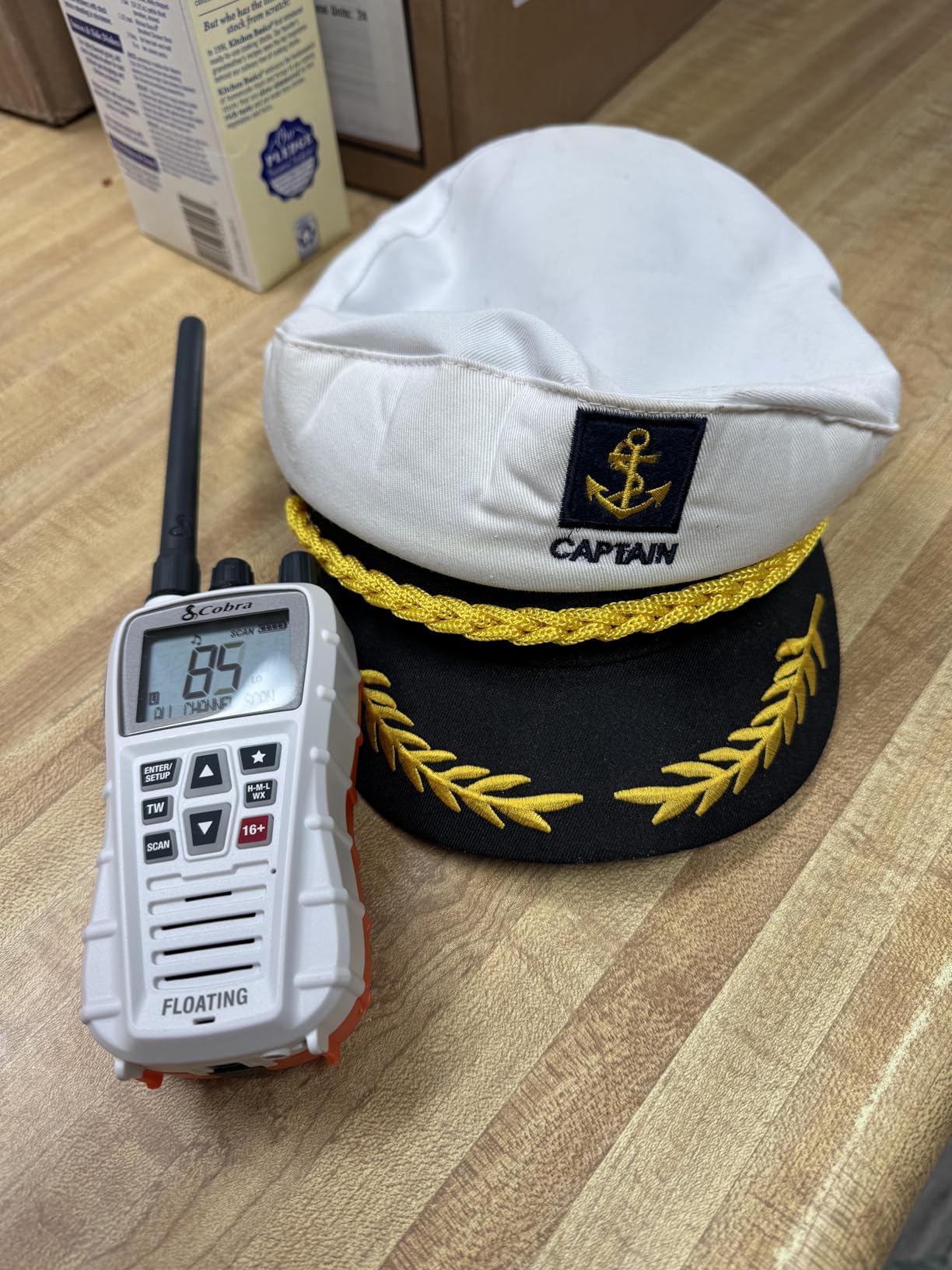 Cobra BlueBound 350 VHF Handheld Marine Radio - 6-Watt, Floating, IPX7 Waterproof customer photo 1