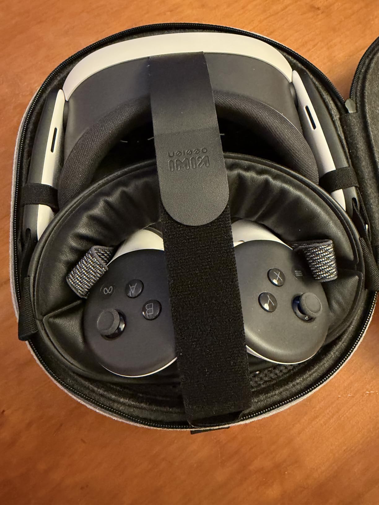 KIWI design K4 Flex Comfort Lite Head Strap for Quest 3/3S, Adjustable Original Replacement Elite Strap with PU Foam Padding, Larger Headrest & Streamlined Design for Lying-Down Use(No Battery) customer photo 2