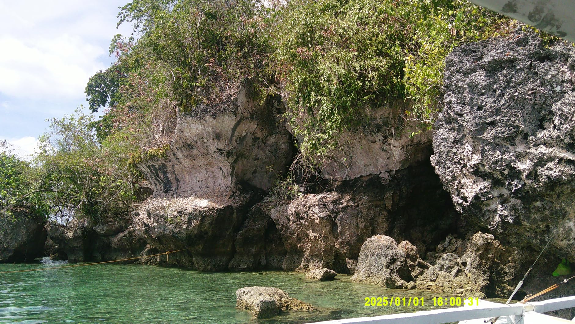 4K Digital Camera for Photography with WiFi 64MP Auto-Focus Vlogging Camera for YouTube Video 3'' 180° Flip Screen 4K Cameras 16X Zoom Anti-Shake Compact Point and Shoot Cameras with SD Card customer photo 1