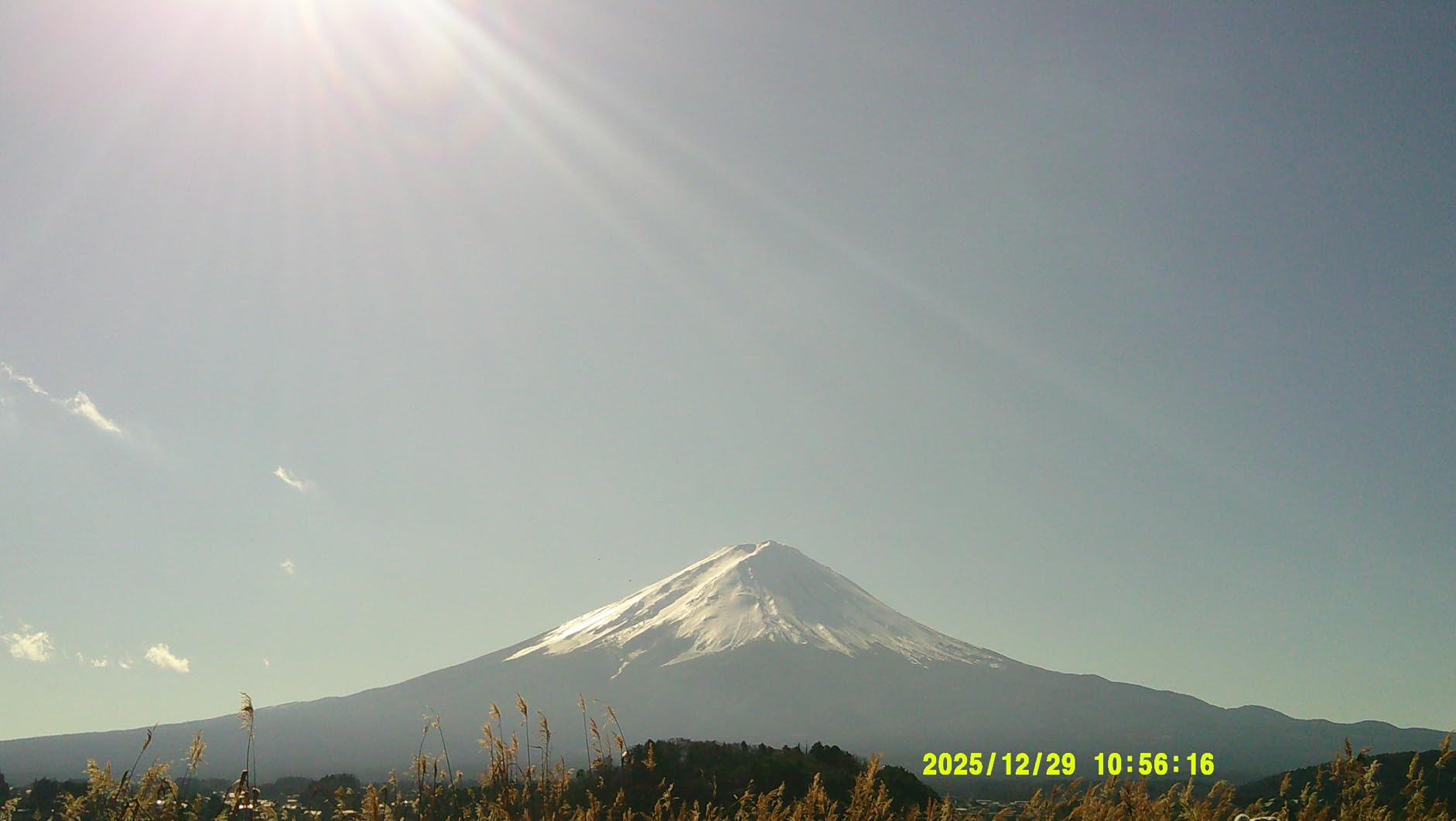 4K Digital Camera for Photography with WiFi 64MP Auto-Focus Vlogging Camera for YouTube Video 3'' 180° Flip Screen 4K Cameras 16X Zoom Anti-Shake Compact Point and Shoot Cameras with SD Card customer photo 2