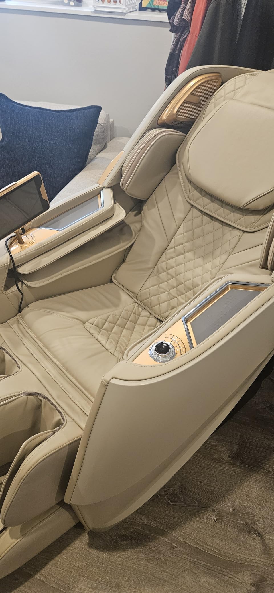 Oversize 4D Massage Chair Full Body Zero Gravity Massage Recliner Chair SL Track Motorized Extension Calf Kneading Massage Yoga Stretch Back Heating 20 Modes Space Saving AI Control Ivory customer photo 1