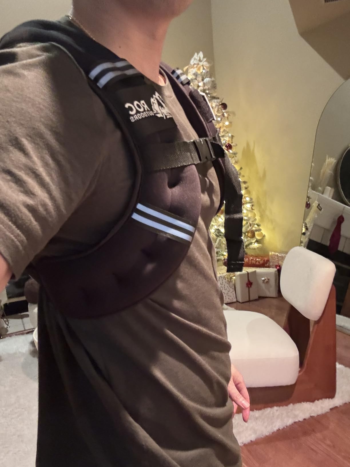 Roc Outdoors Weighted Vest W/ Rub-Free Technology for Woman and Men, 5lb/10lb/15lb/20lb/30lb Weight Vest with Reflective Stripe customer photo 2