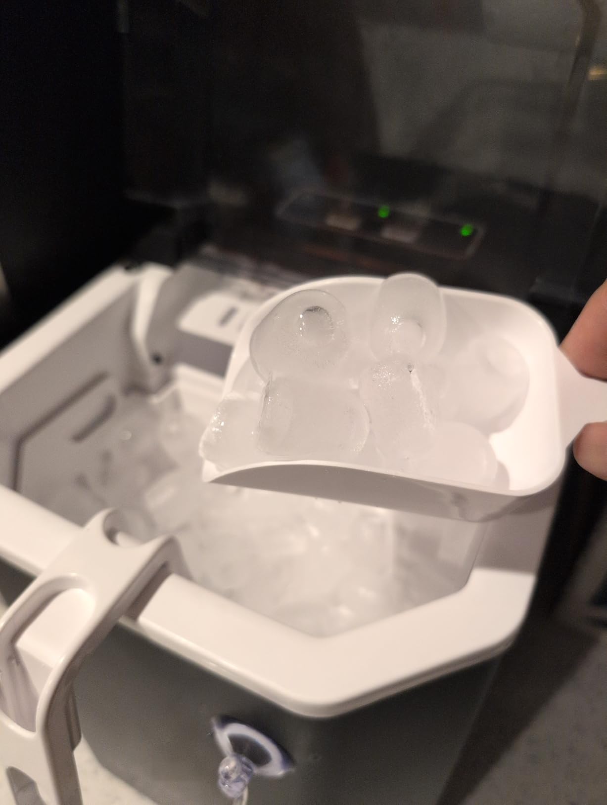 Silonn Nugget Ice Maker Countertop, Ice Basket with Handle, Quiet Operation & Self Cleaning Ice Machine, Chewable Ice, 33 lbs/24H, Portable Pellet Ice Maker with Scoop for Home, Kitchen and Office customer photo 2