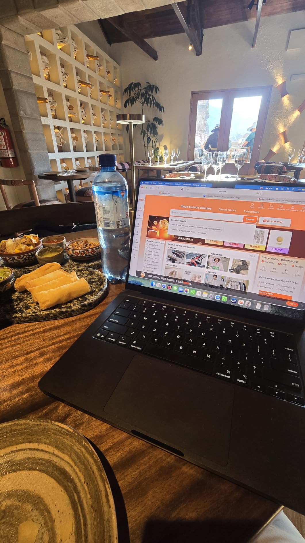 2025 MacBook Pro Laptop with M5 chip with 10-core CPU and 10-core GPU: Built for Apple Intelligence, 14.2-inch Liquid Retina XDR Display, 16GB Unified Memory, 1TB SSD Storage; Space Black customer photo 2