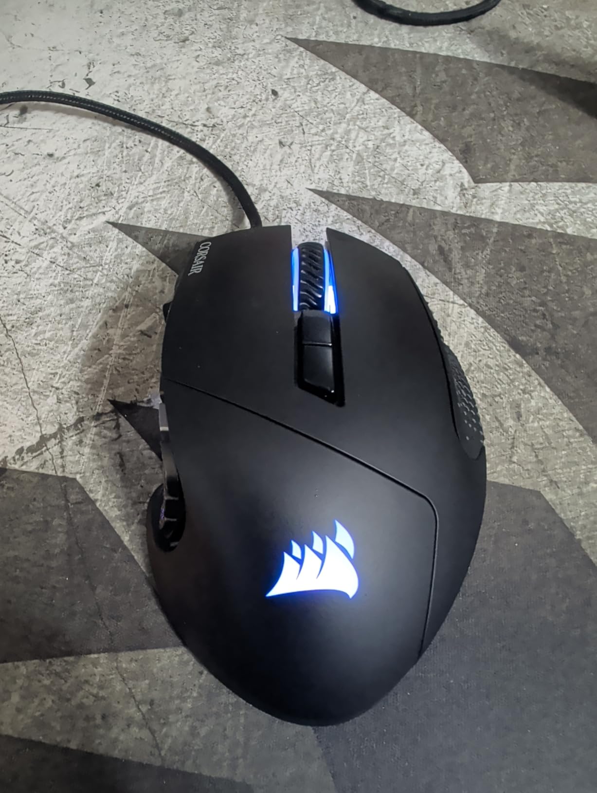 Corsair Scimitar RGB Elite Wired MOBA/MMO Gaming Mouse - 18,000 DPI - 17 Programmable Buttons - iCUE Compatible - PC, Mac, PS5, PS4, Xbox - Black customer photo 1