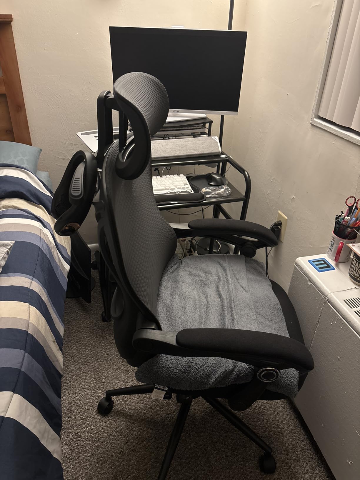 Ergonomic Office Chair with Footrest - Adjustable Lumbar Support & Headrest, 90-160° Reclining Mesh Back Computer Chair - Home Office/Gaming, 350lbs Capacity customer photo 2