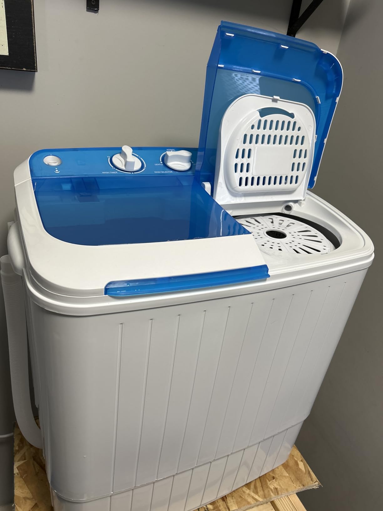 SUNCROWN Portable Washing Machine 17.6lbs, Compact Twin Tub Semi Automatic Washer, Energy-Saving Mini Laundry Combo with Extended Drain Hose & Pump for Apartments, Dorms, RV, (White & Blue) customer photo 2