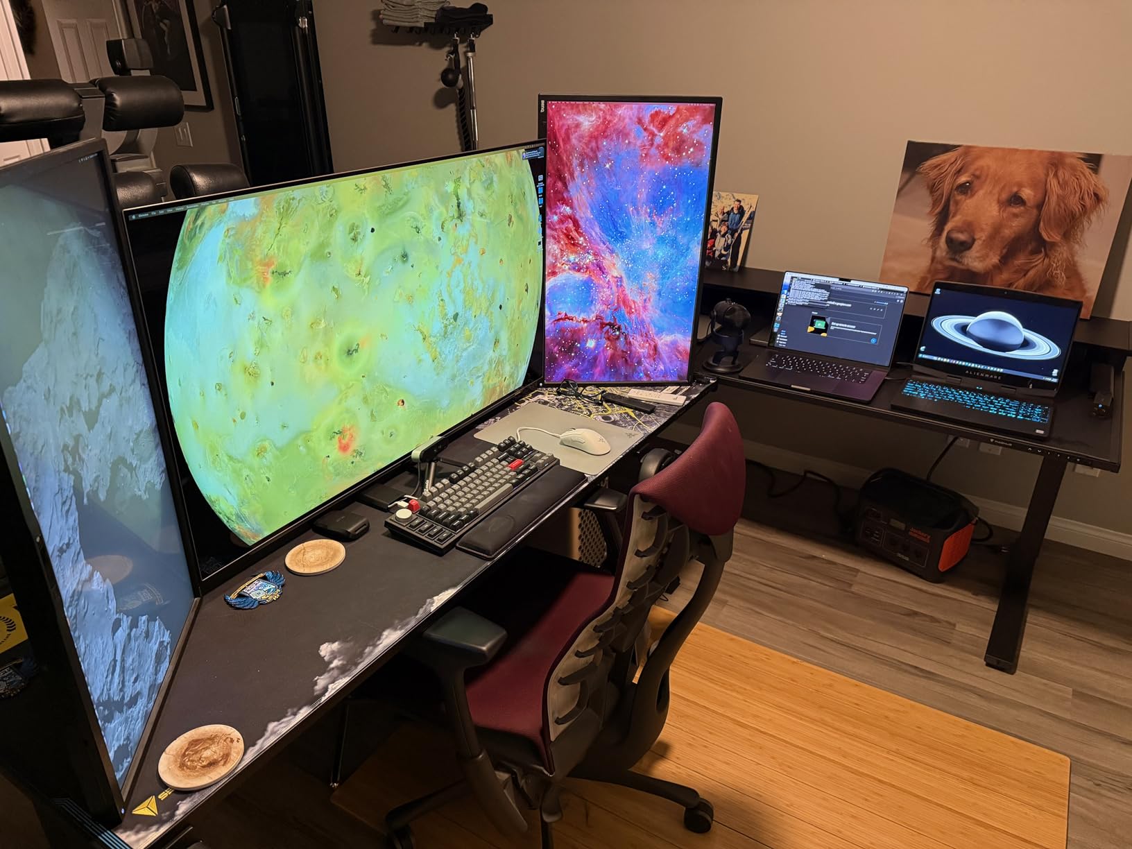 Secretlab Magnus Pro XL with Black MAGPAD Desk Mat | Ergonomic Electric Standing Desk with Magnetic Cable Management | Integrated Power Supply Column | Built-in Cable Management Tray customer photo 1