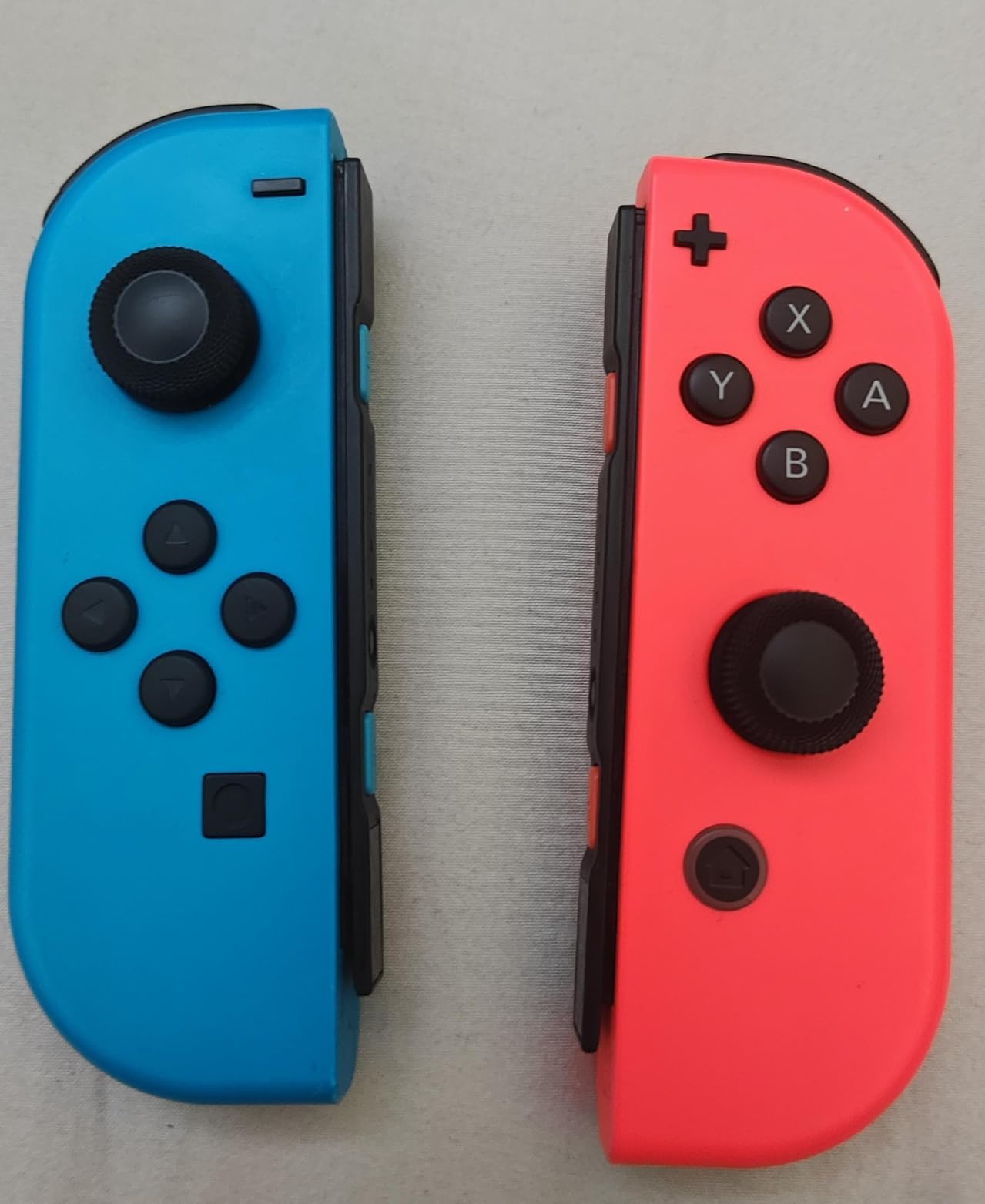 NEWDERY Replacement Joystick Caps Thumb Grips for Nintendo Switch/OLED/Lite, Anti-Slip TPU Diamond Texture Analog Stick Covers for JoyCon Controller Repair Kit Accessories(10pcs) customer photo 1