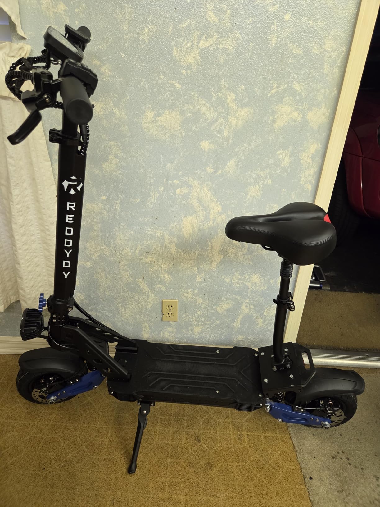 JUNLING Electric Scooter, 10000/5000/1600/1000W Dual Motor, 55-31 Mph Top Speed, 75-35 Miles Max Range, 40AH/25AH/21AH/18AH Battery, Scooter for Adults with Dual Suspension Hydraulic Braking System customer photo 2