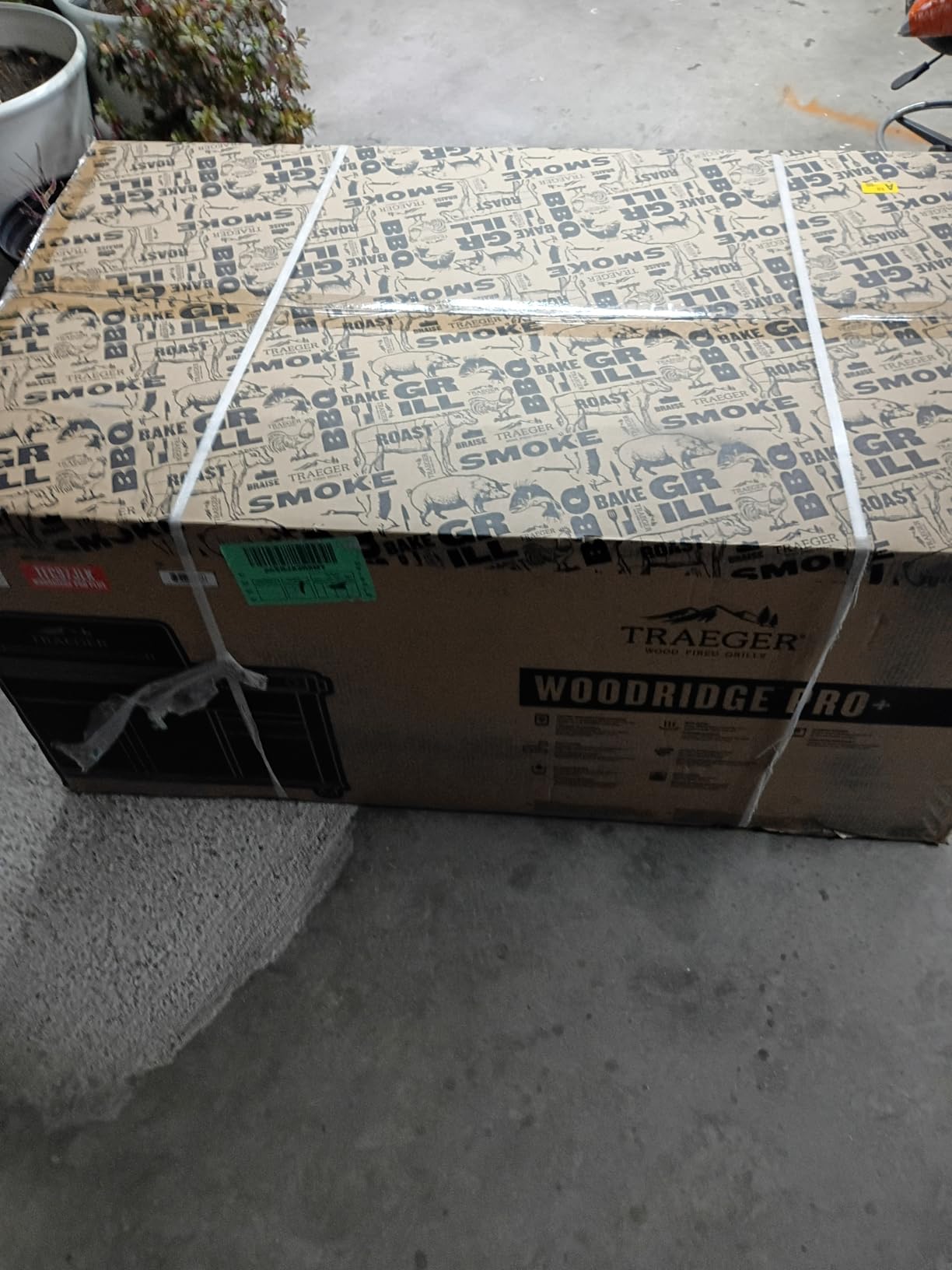 Traeger Grills Woodridge Pro Plus Electric Wood Pellet Grill and Smoker, 970 Sq. In., Folding Side Shelf, WiFIRE Technology, Super Smoke Mode, Outdoor Pellet Smoker Grill with Cabinet, TFC97JLK customer photo 1