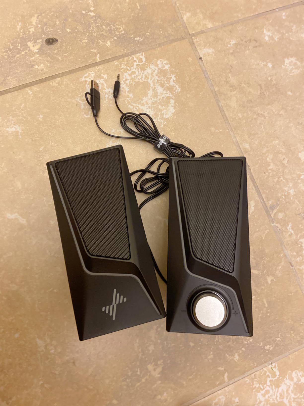Nylavee Computer Speakers with Subwoofer, 2.1 PC Speakers System with 8 Lighting Modes, 60W Peak Power, AC Adapter Powered, Bluetooth 5.4, USB/USB-C and 3.5mm Aux in for Desktop, Monitor, Gaming customer photo 2