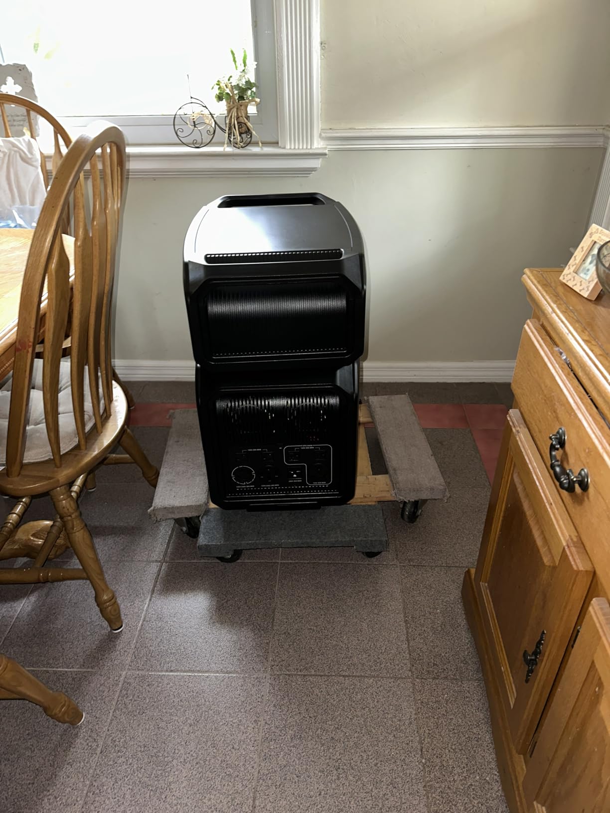 OUPES Guardian 6000 Dual Battery System: 9216Wh Power Station with 6000W Output, 120V/240V Dual Voltage, Expandable Home Backup with Transfer Switch Ready & App Control customer photo 1