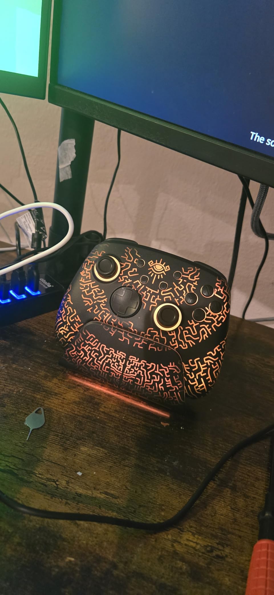 Switch 2 Pro Controller with Charging Dock for Nintendo Switch2/1/OLED, Luminex Wireless Controller with One-Key Wake Up/Hall Effect/7 LED Colors/Turbo, RGB Aesthetic Gaming Setup - Dave the Diver Official Licensed customer photo 2