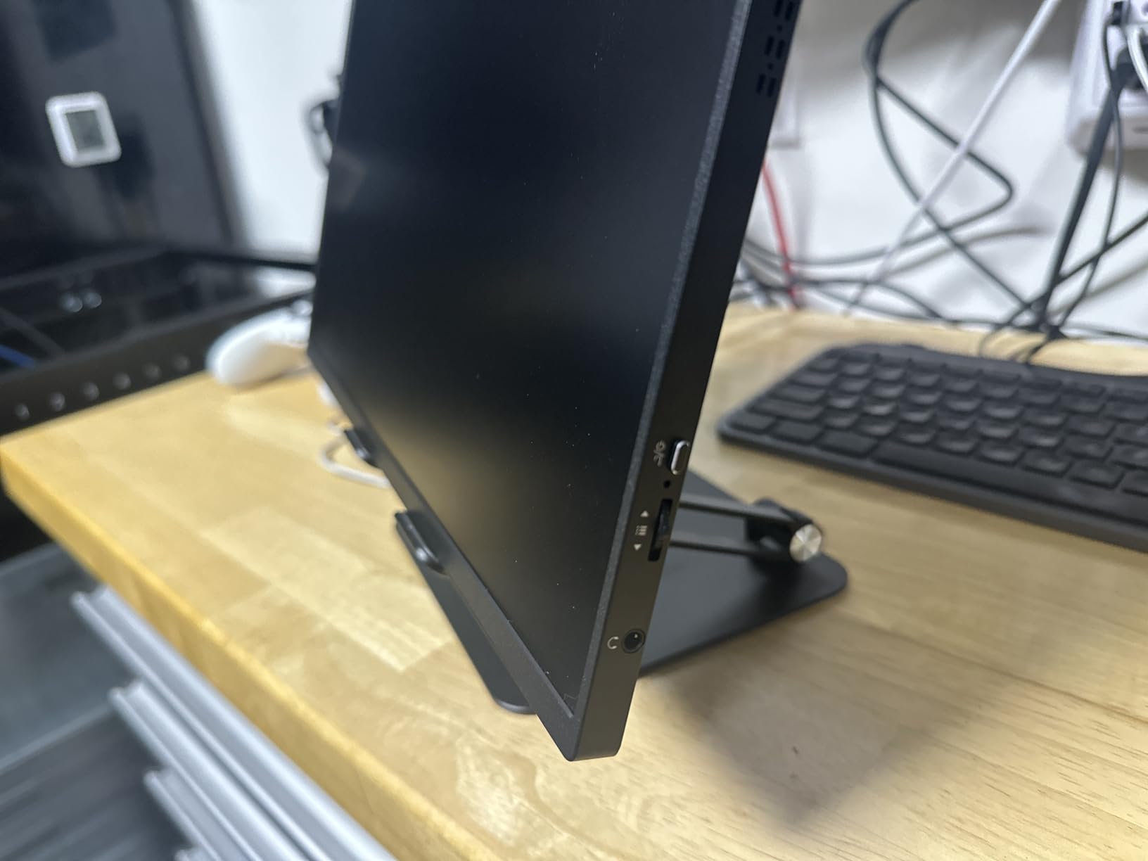 UPERFECT Touchscreen OLED Portable Monitor 14