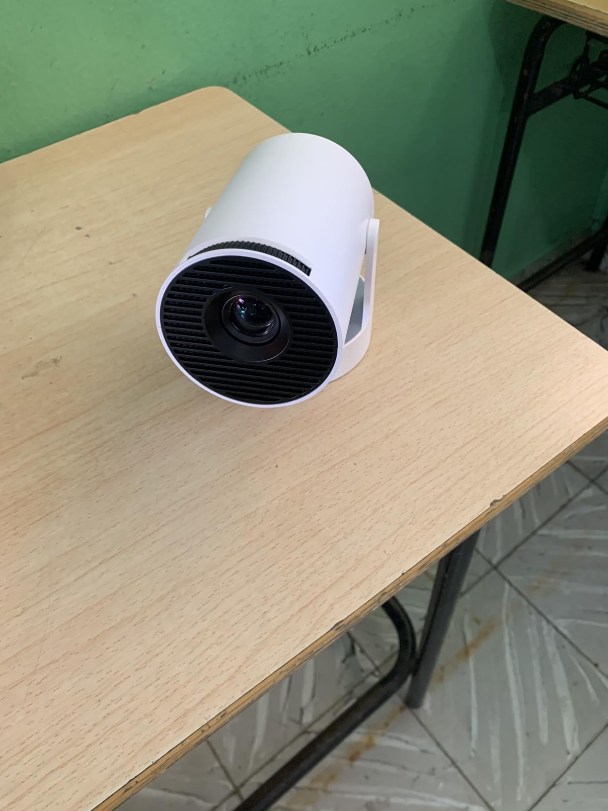 Mini Projector with Wifi 6 and Bluetooth5.4, Portable Projector 4K Support, Android 14 Smart Proyector with 200ASIN & Auto Keystone, Alwtniet HY300Pro Small Proyector for Bedroom, Movie, Outdoor customer photo 2