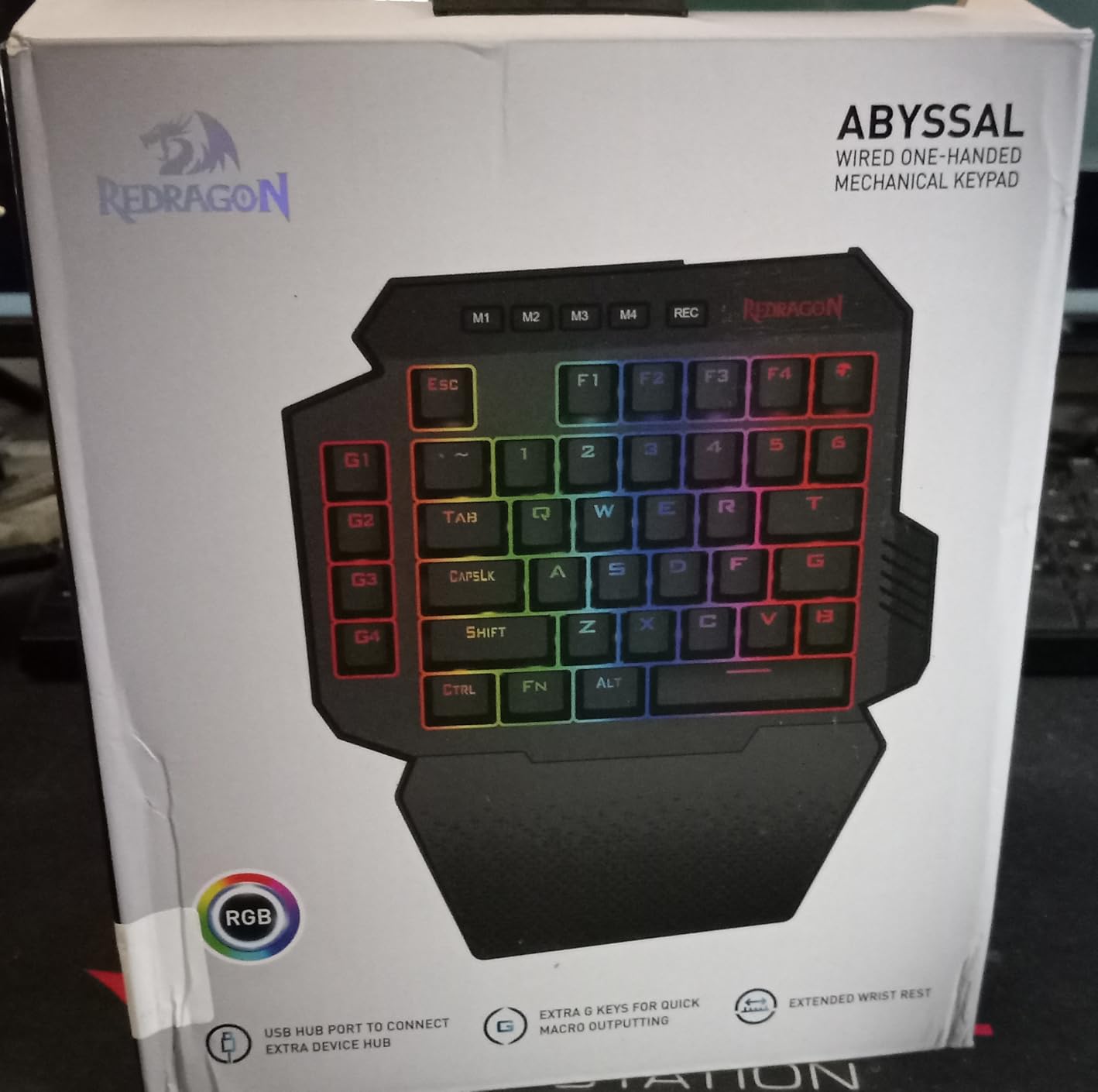 Redragon K758 Wired One-Handed RGB Mechanical Gaming Keyboard, 39 Keys Type-C Professional Gaming Keypad w/Upgraded Hot-Swappable Socket, 4 Onboard Macro Keys & Dedicated Wrist Rest customer photo 2